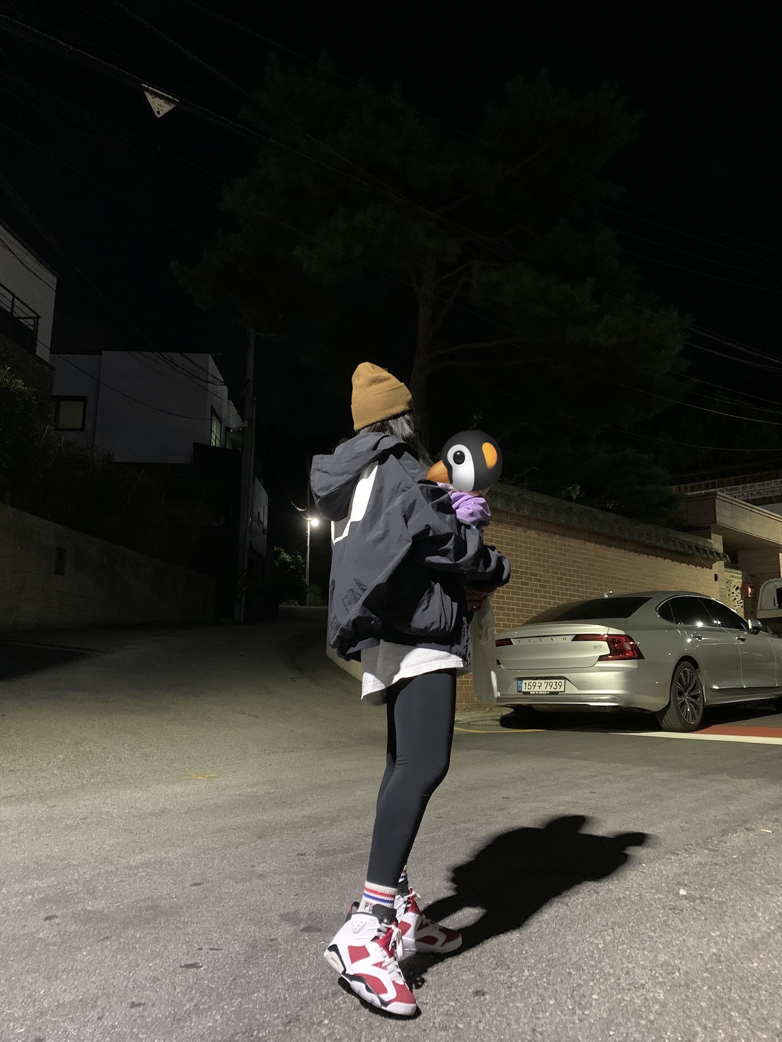 Nike x Fear of God Bomber Hooded Jacket Black, Jordan 6 Retro Carmine 2021 착용 스타일