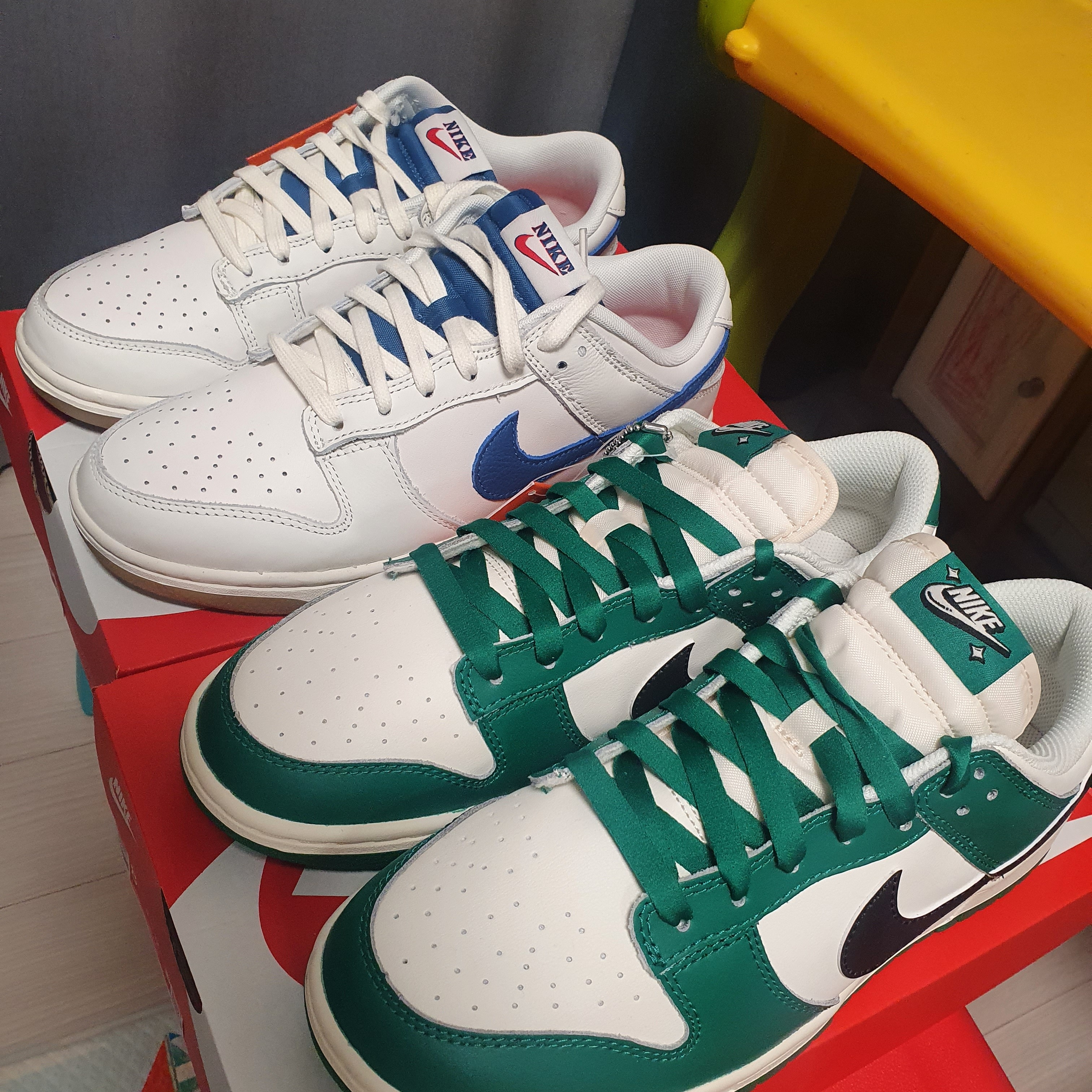 Nike Dunk Low Retro SE Jackpot Malachite, Nike Dunk Low SE Sail Dark Marina Blue 착용 스타일 - 1
