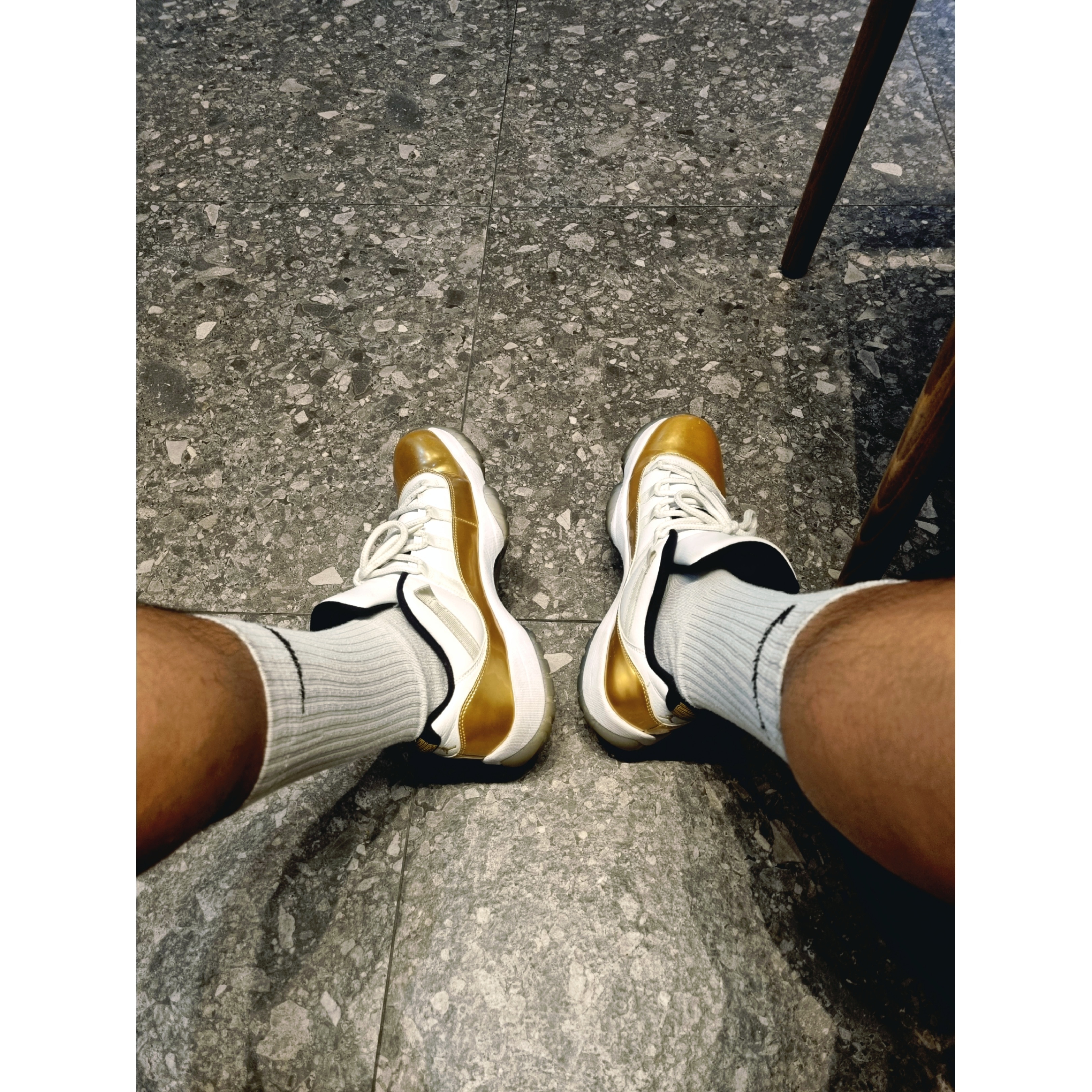 Jordan 11 Retro Low Closing Ceremony 착용 스타일