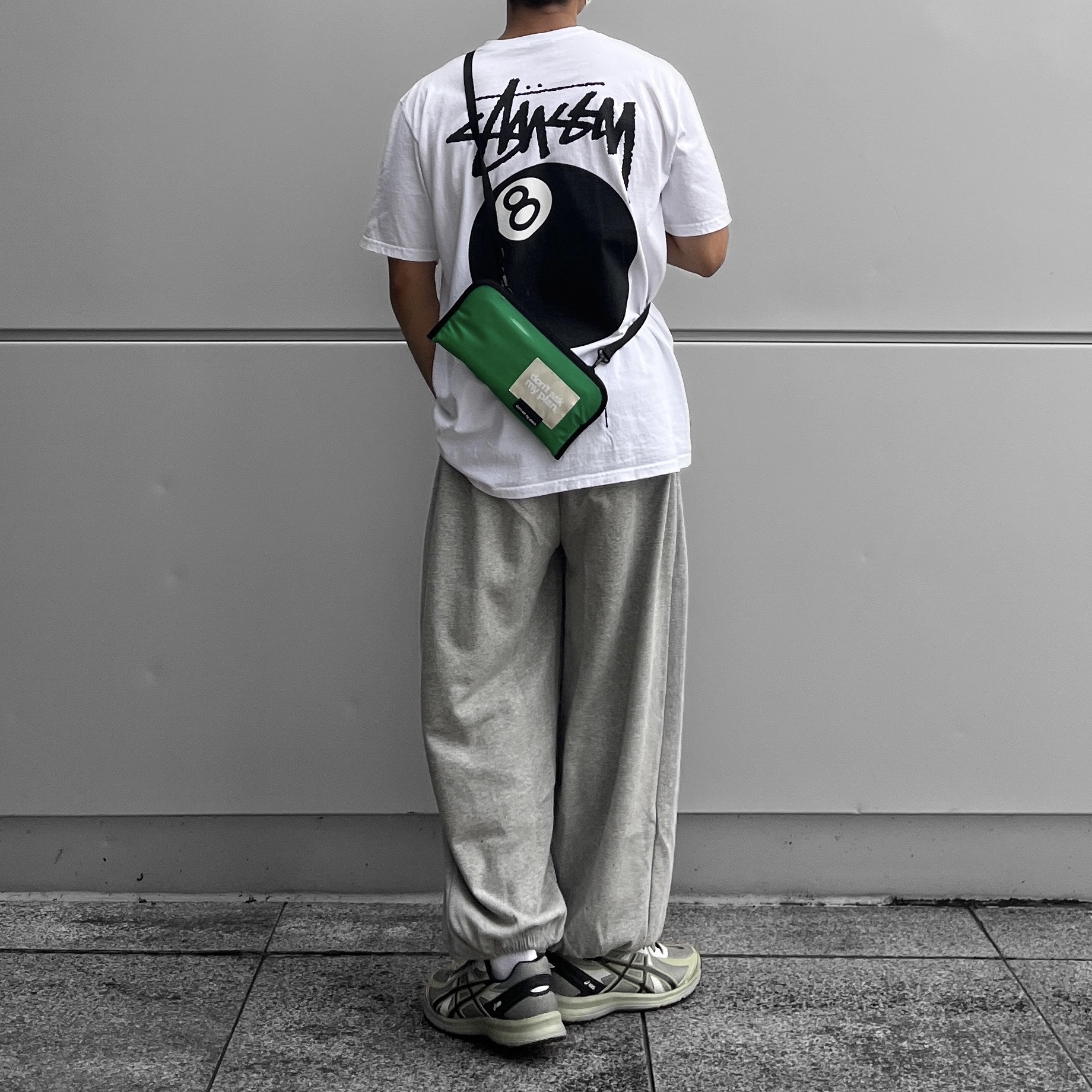 Asics Jog 100 S Sheet Rock - 2E Wide, Stussy 8 Ball T-Shirt White - 22SS 착용 스타일 - 1