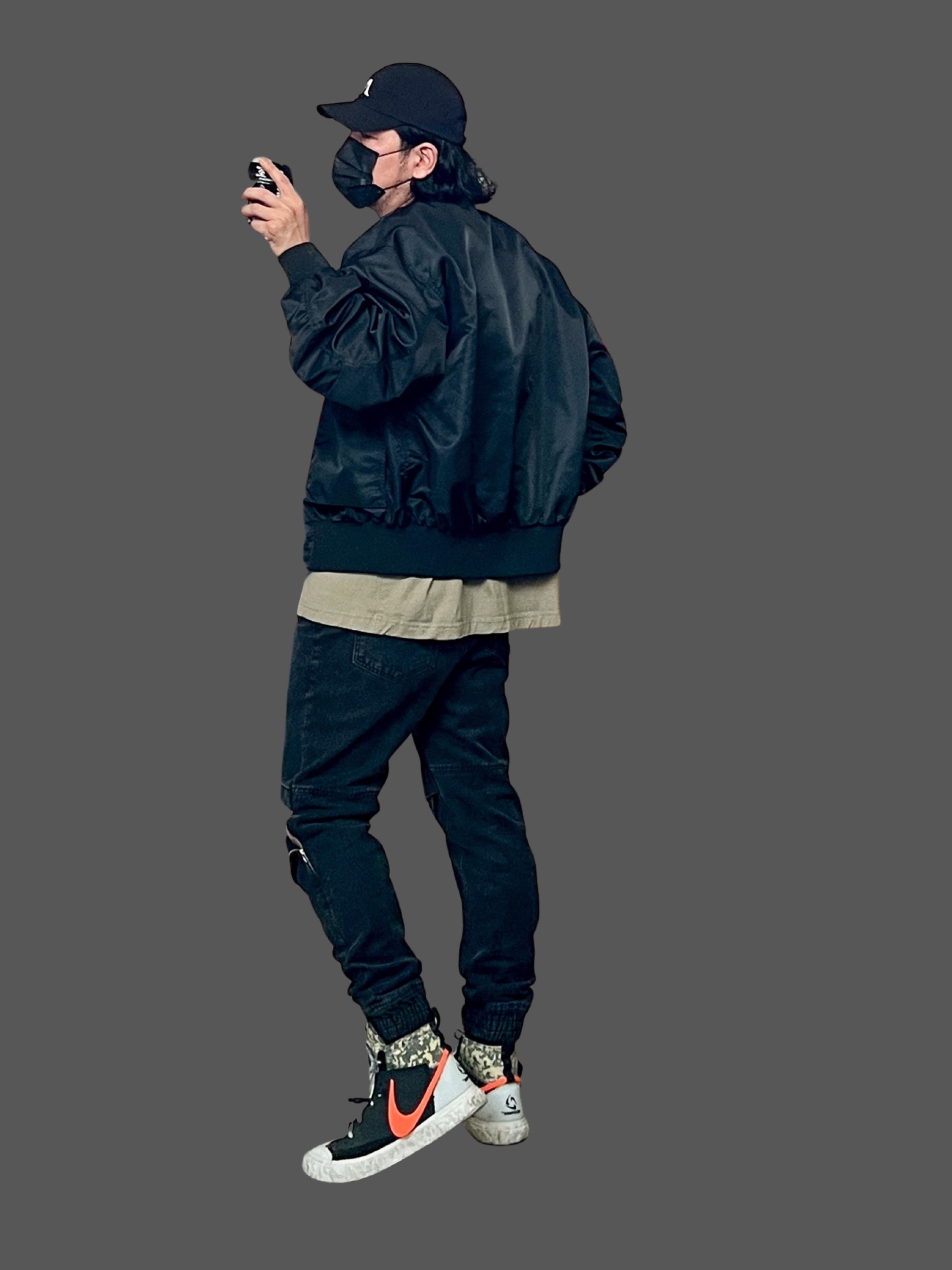 Nike x Sacai VaporWaffle Black White, Nike x Stussy Air Force 1 '07 Mid SP Black and Light Bone 착용 스타일 - 5