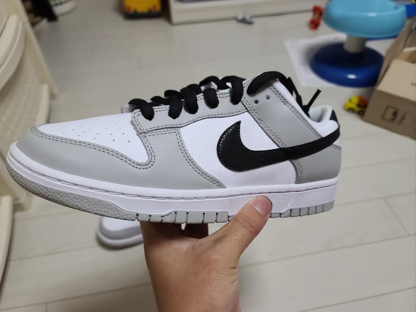 Nike Dunk Low Retro SE Jackpot Grey Fog 착용 스타일 - 1