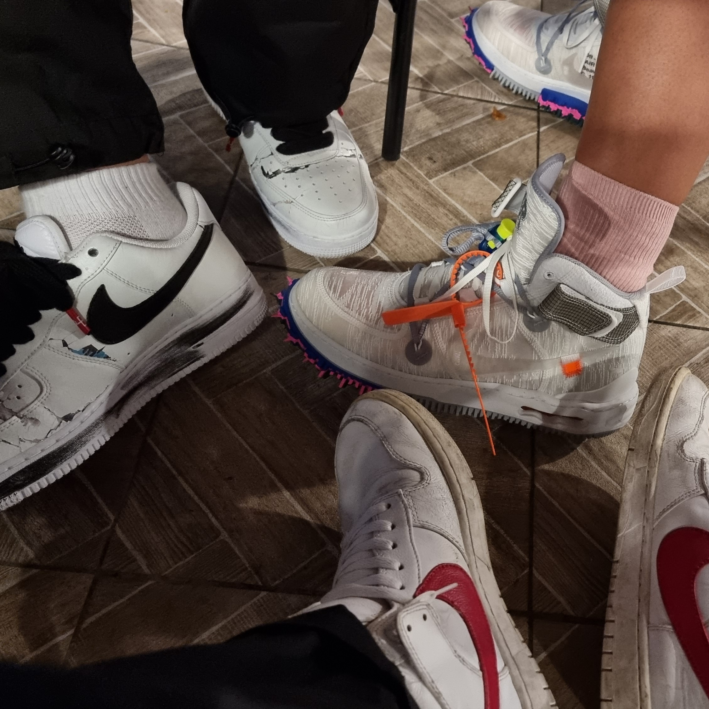 Nike x Peaceminusone Air Force 1 Low Para-Noise 2.0, Nike x Off-White Air Force 1 Mid SP White 착용 스타일 - 1