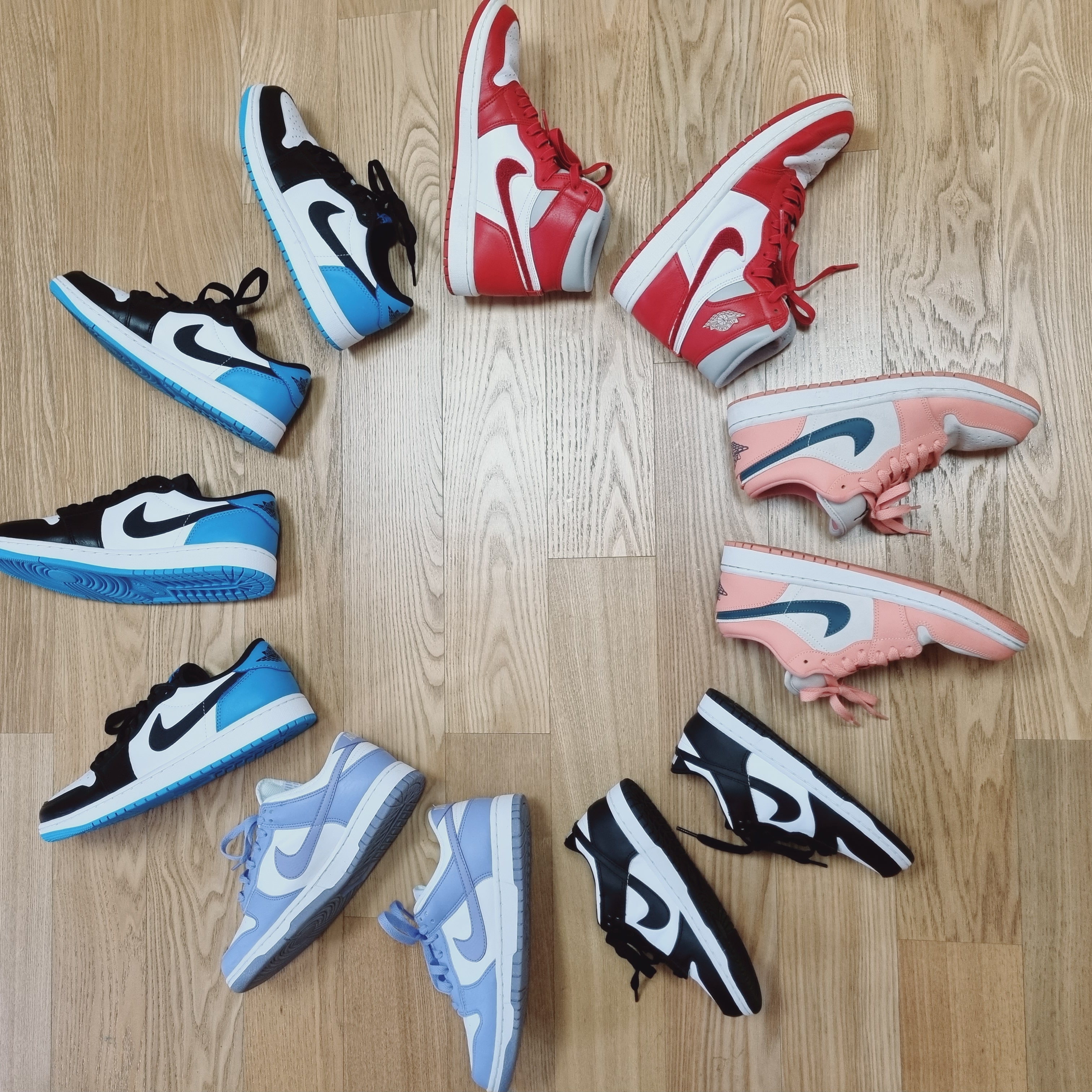 Jordan 1 Retro Low OG Black and Dark Powder Blue, (W) Jordan 1 Retro Low OG Black and Dark Powder Blue 착용 스타일 - 3