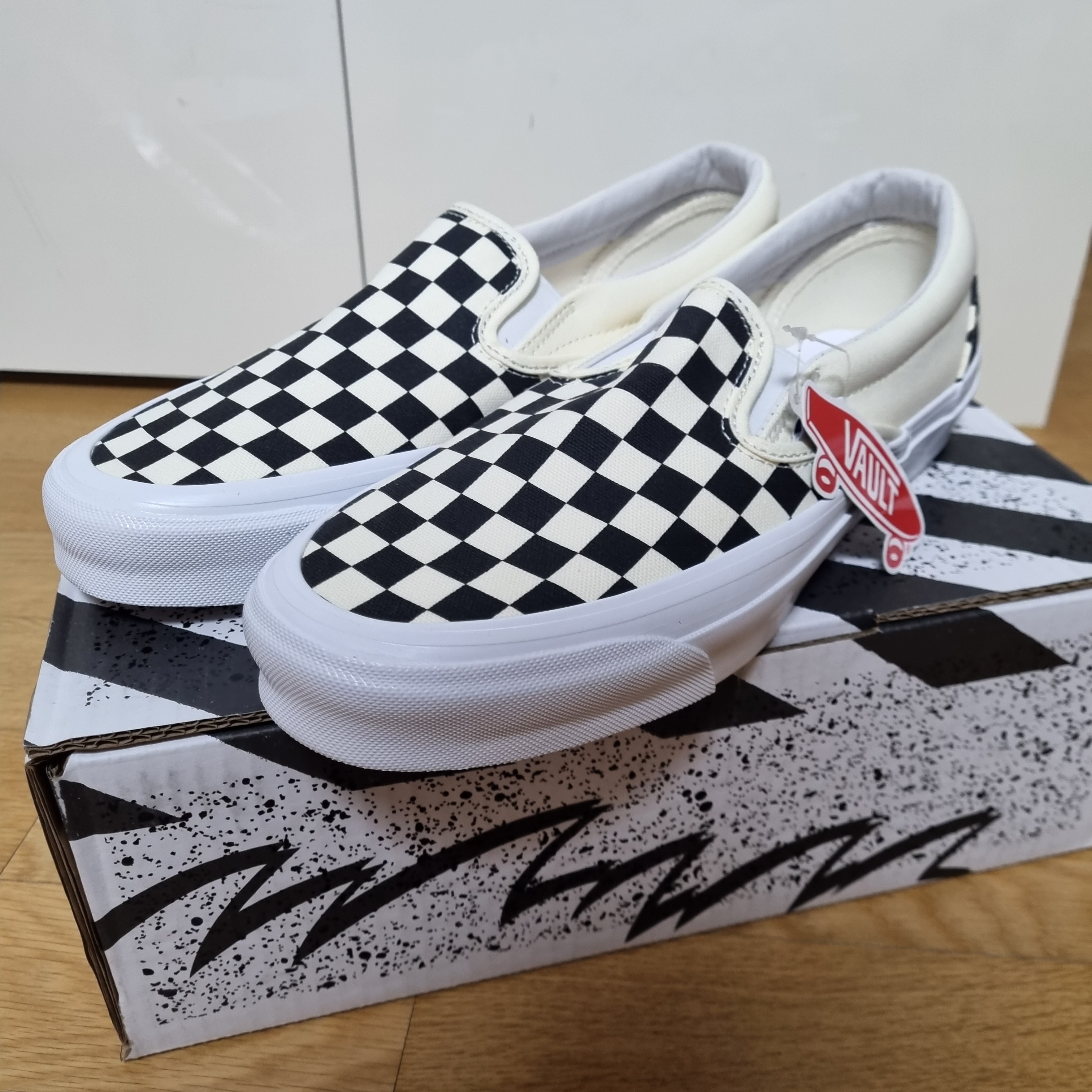 Vans Vault OG Classic Slip-On Checkerboard 착용 스타일