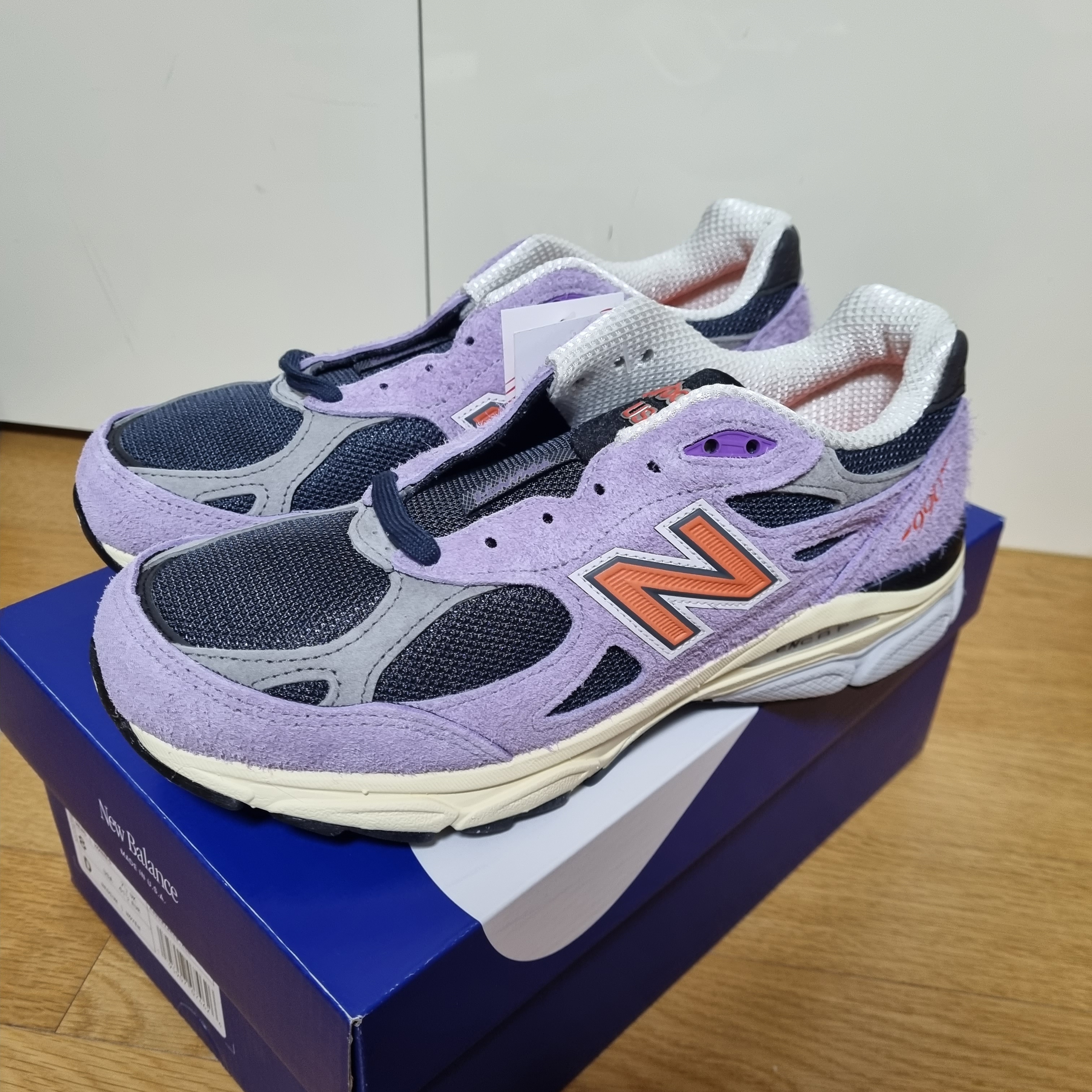 New Balance 990v3 Made in USA Raw Amethyst 착용 스타일