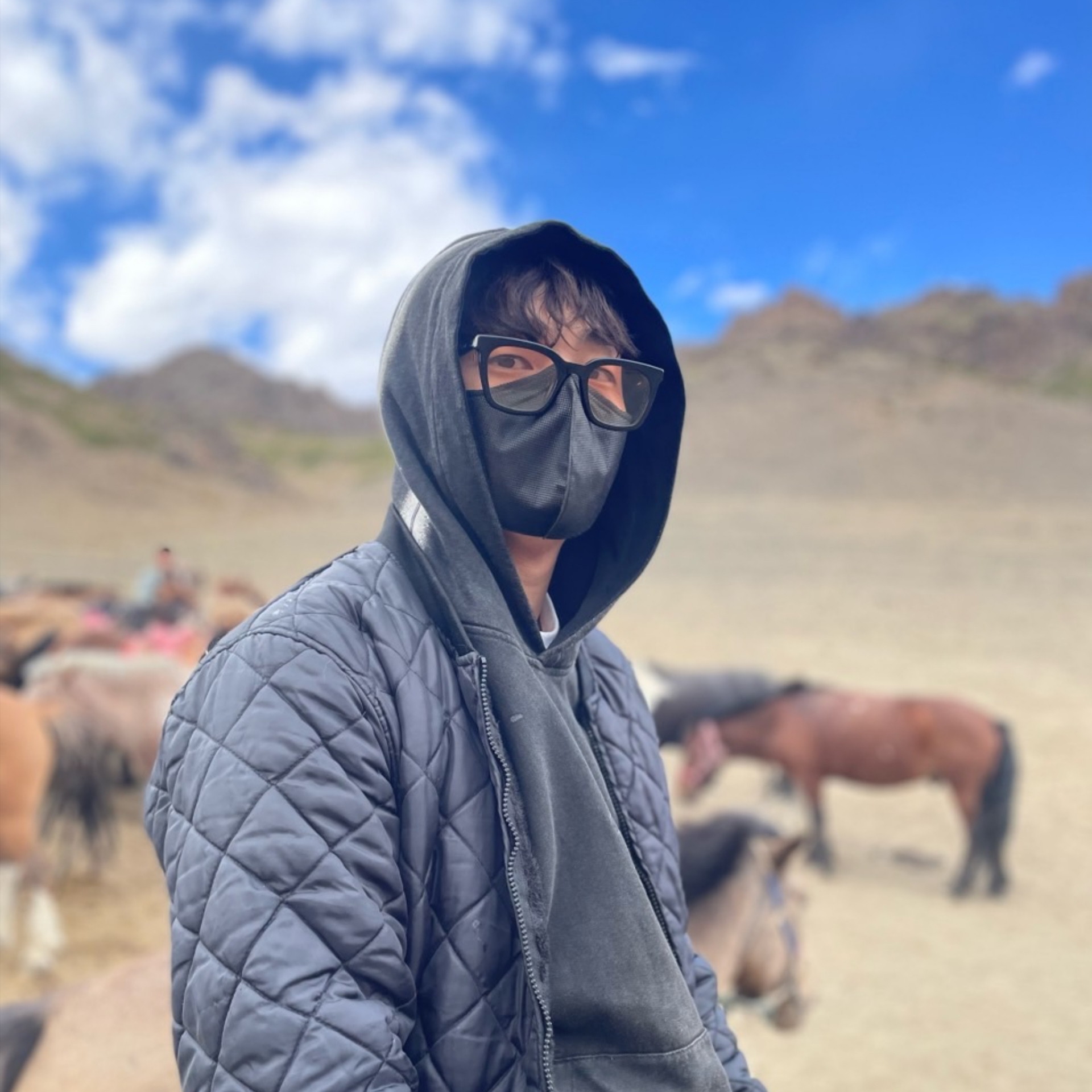 Supreme x Stone Island Stripe Hooded Sweatshirt Black - 22SS, Supreme x Stone Island Stripe Crusher Black - 22SS 착용 스타일 - 3