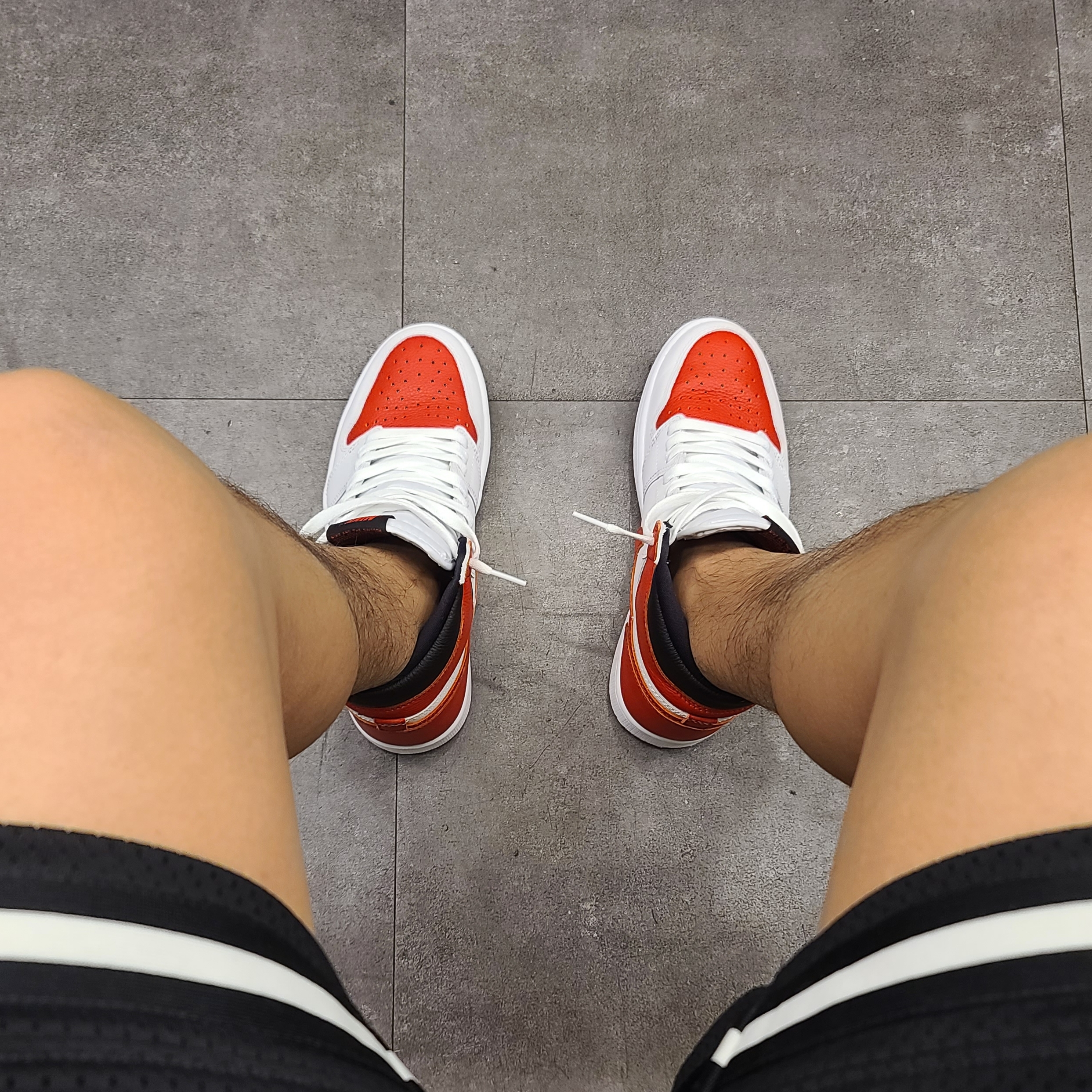 Jordan 6 Retro Midnight Navy, Jordan 6 Retro University Blue 착용 스타일 - 3