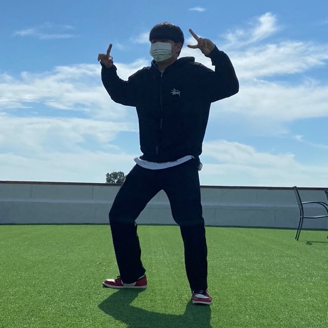Jordan 1 Retro High OG Defiant SB LA to Chicago, Stussy Basic Stussy Zip Hoodie Black 2021 착용 스타일 - 2