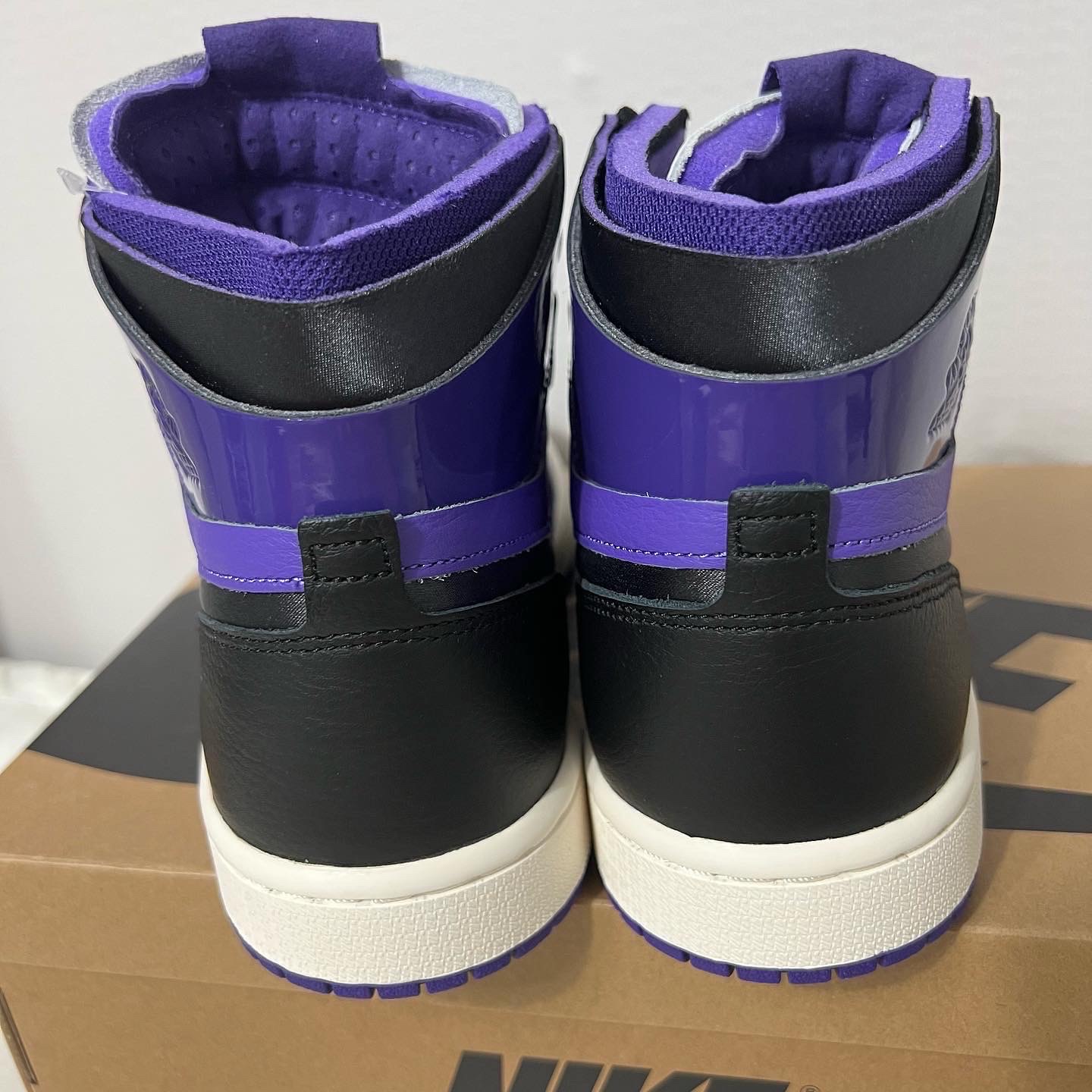(W) Jordan 1 Zoom Air CMFT Purple Black 착용 스타일 - 4