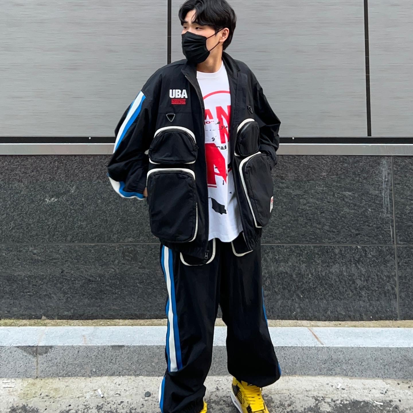Nike x Undercover NRG Track Suit Black - US/EU, Jordan 4 Retro Tour Yellow 착용 스타일 - 1
