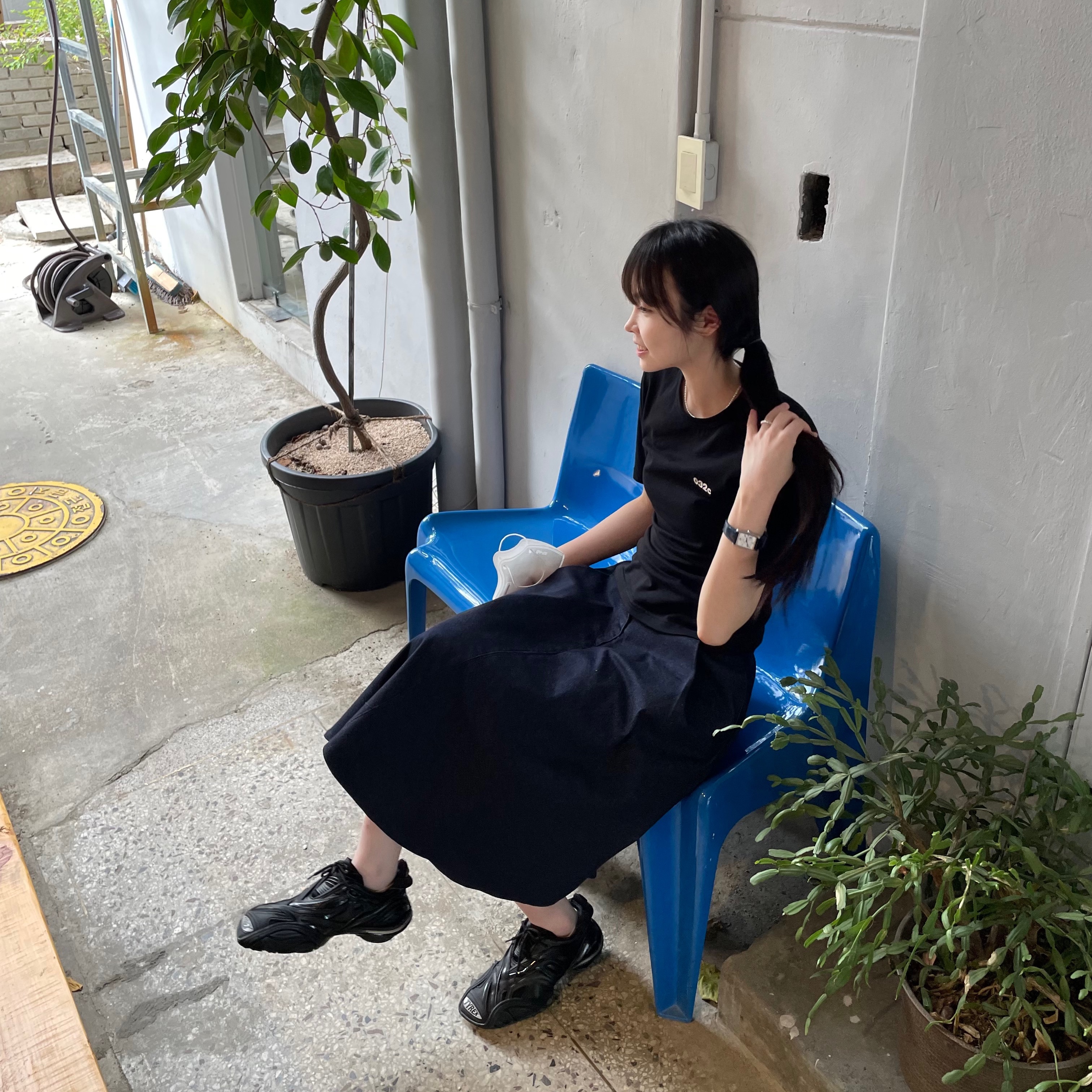 Balenciaga Tyrex Sneakers Black 착용 스타일 - 2