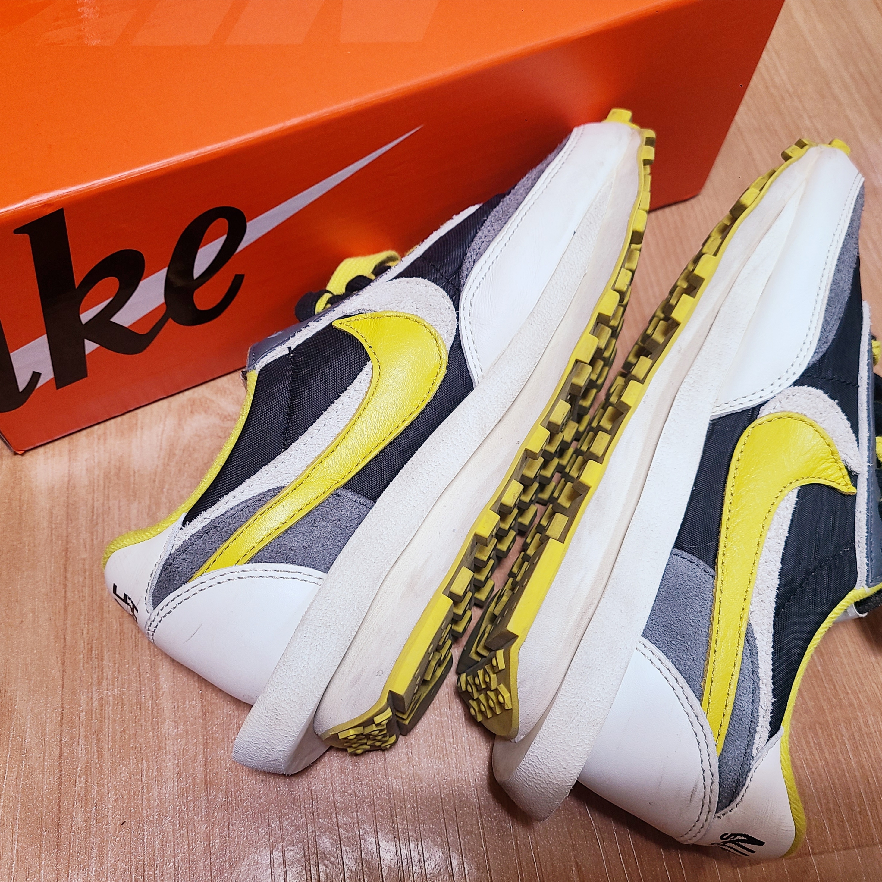 Nike x Sacai x Undercover LDWaffle Black Bright Citron 착용 스타일