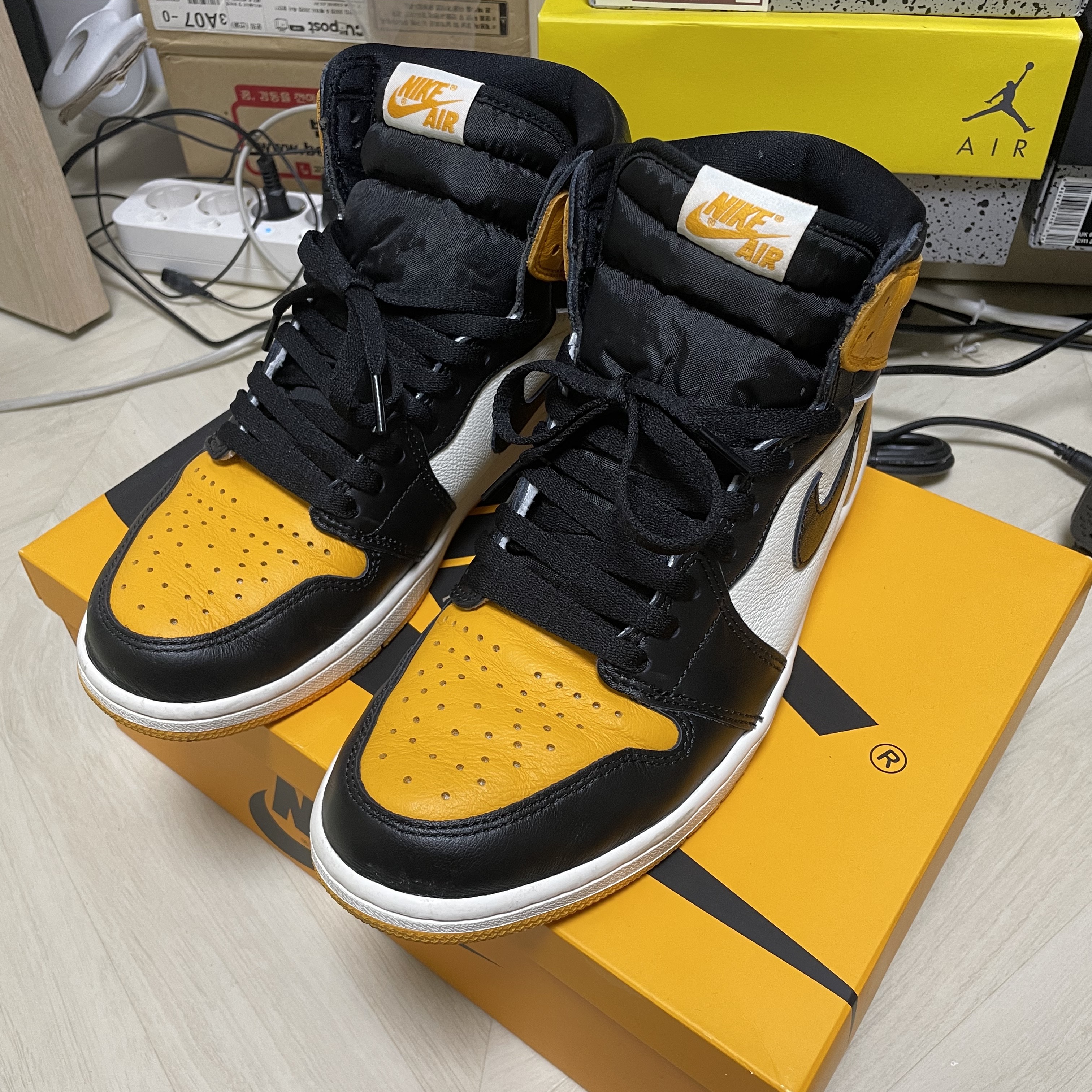 Jordan 1 Retro High OG Taxi 착용 스타일 - 3