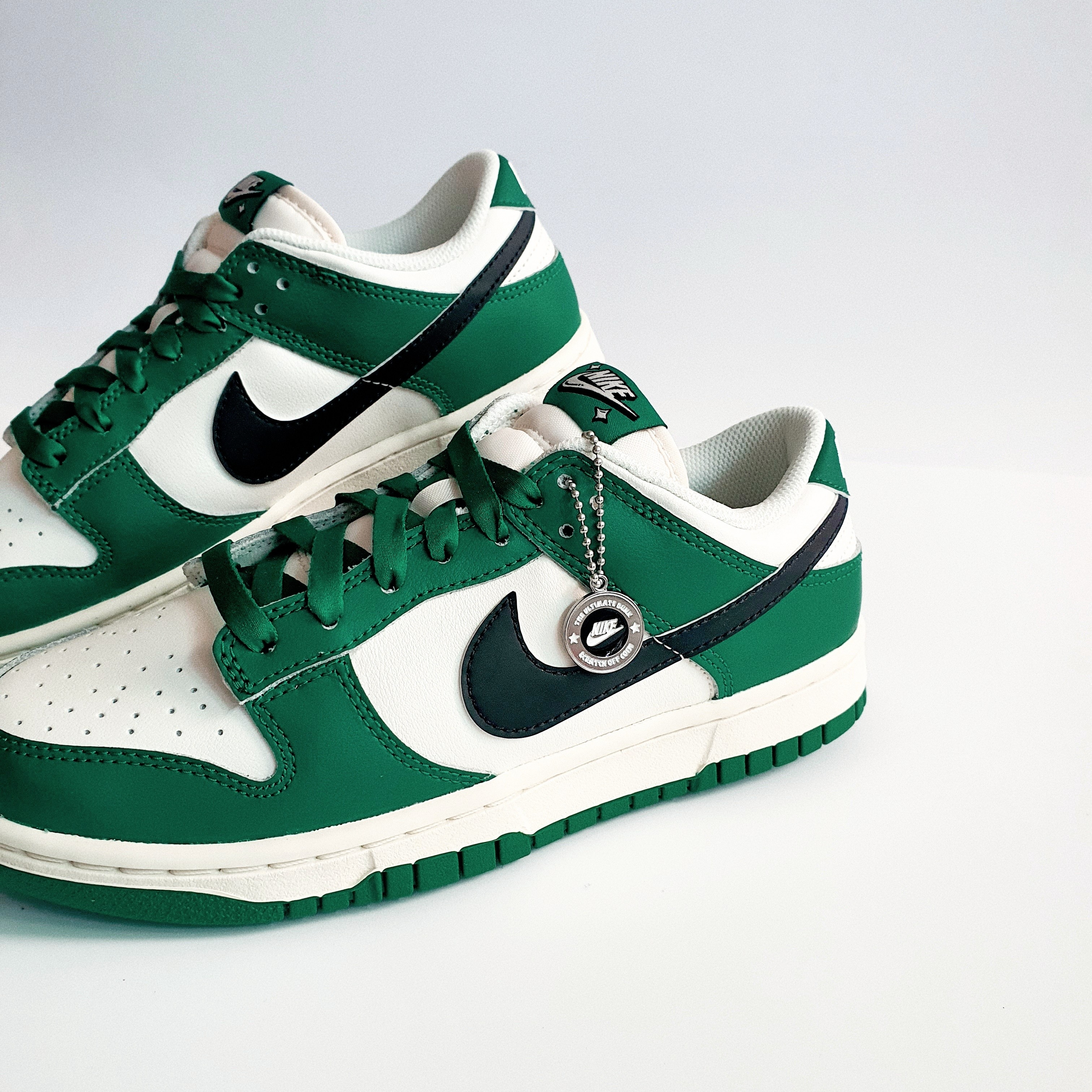 Nike Dunk Low Retro SE Jackpot Malachite 착용 스타일