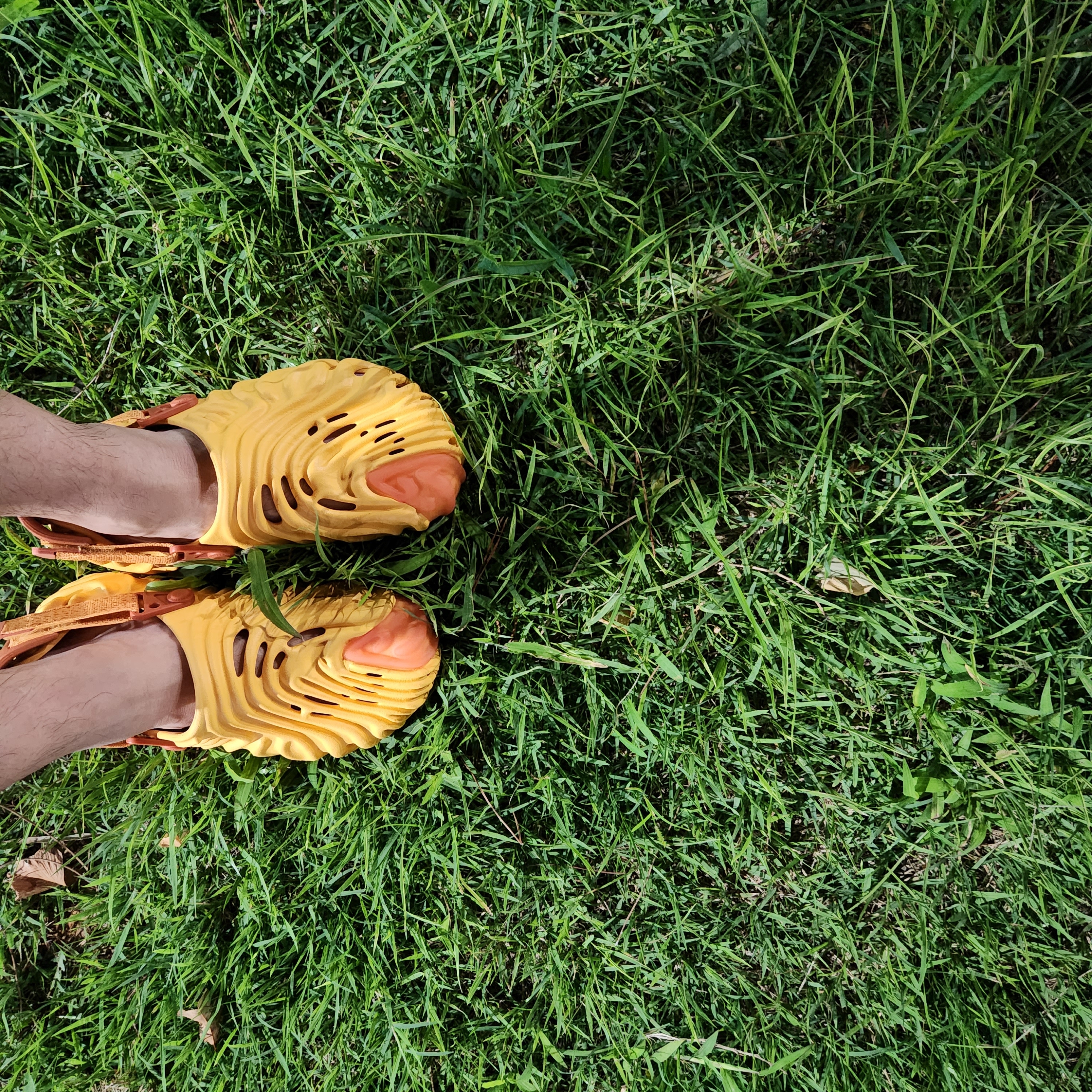 Crocs x Salehe Bembury Pollex Clog Cobbler 착용 스타일