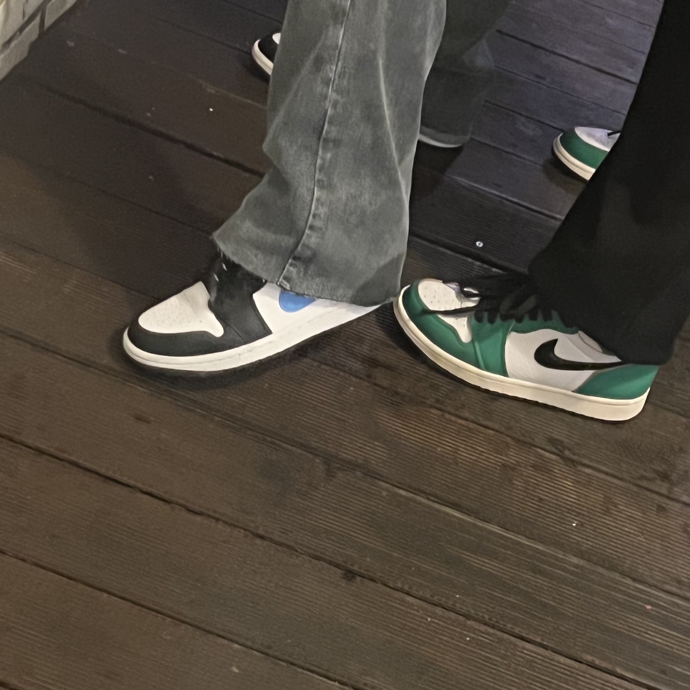 (W) Jordan 1 Retro High OG Lucky Green 착용 스타일 - 2