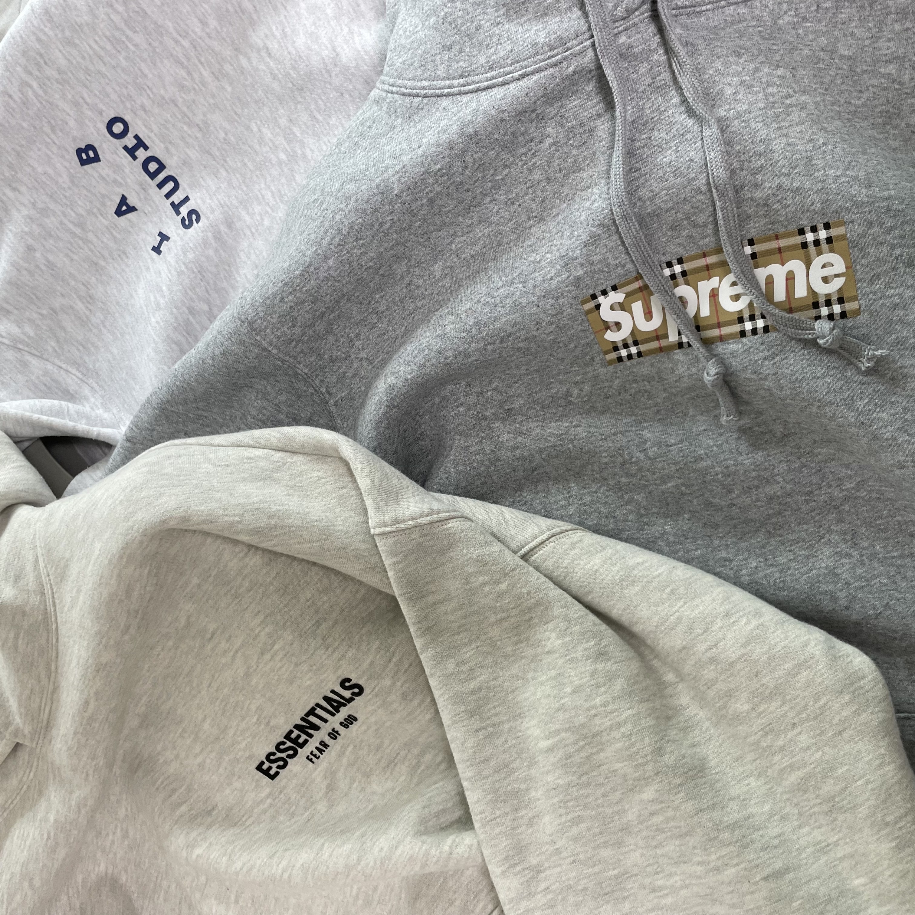 IAB Studio Hoodie Light Gray, Essentials The Core Collection Hoodie Light Oatmeal 착용 스타일
