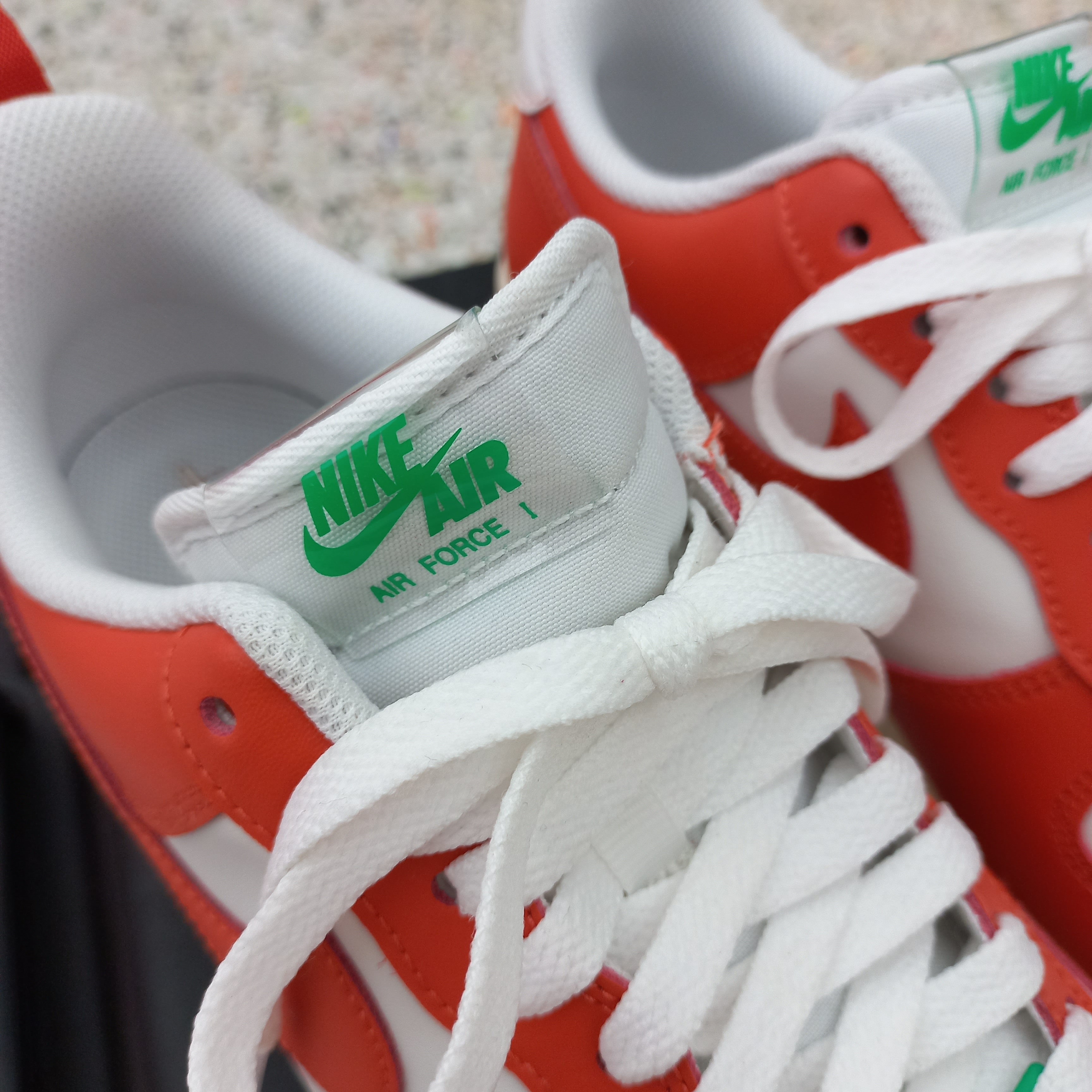 Nike Air Force 1 '07 LV8 Pojangmacha 착용 스타일 - 4