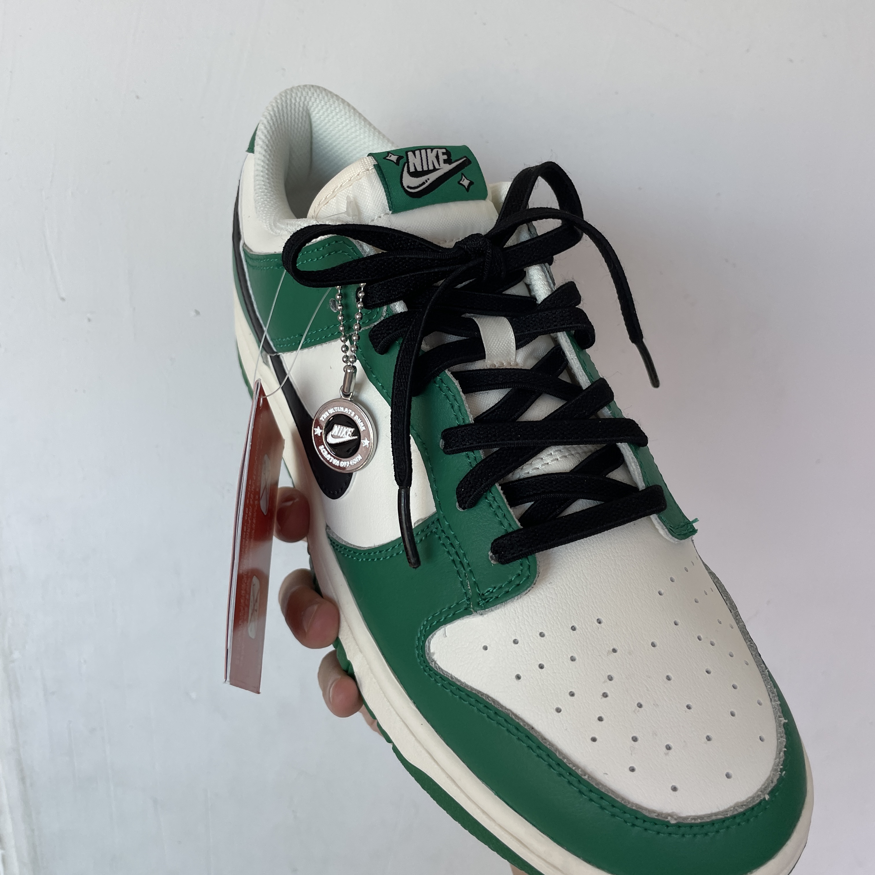Nike Dunk Low Retro SE Jackpot Malachite 착용 스타일 - 3
