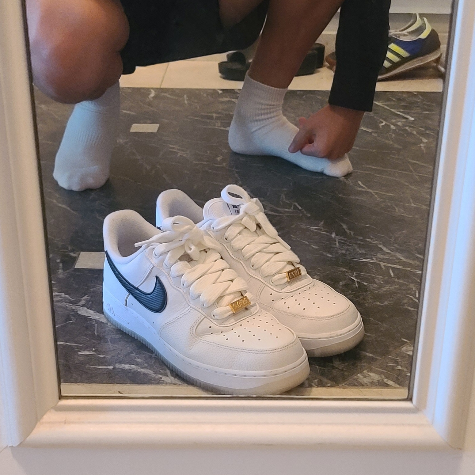 Nike Air Force 1 '07 PRM Bronx Origins 착용 스타일