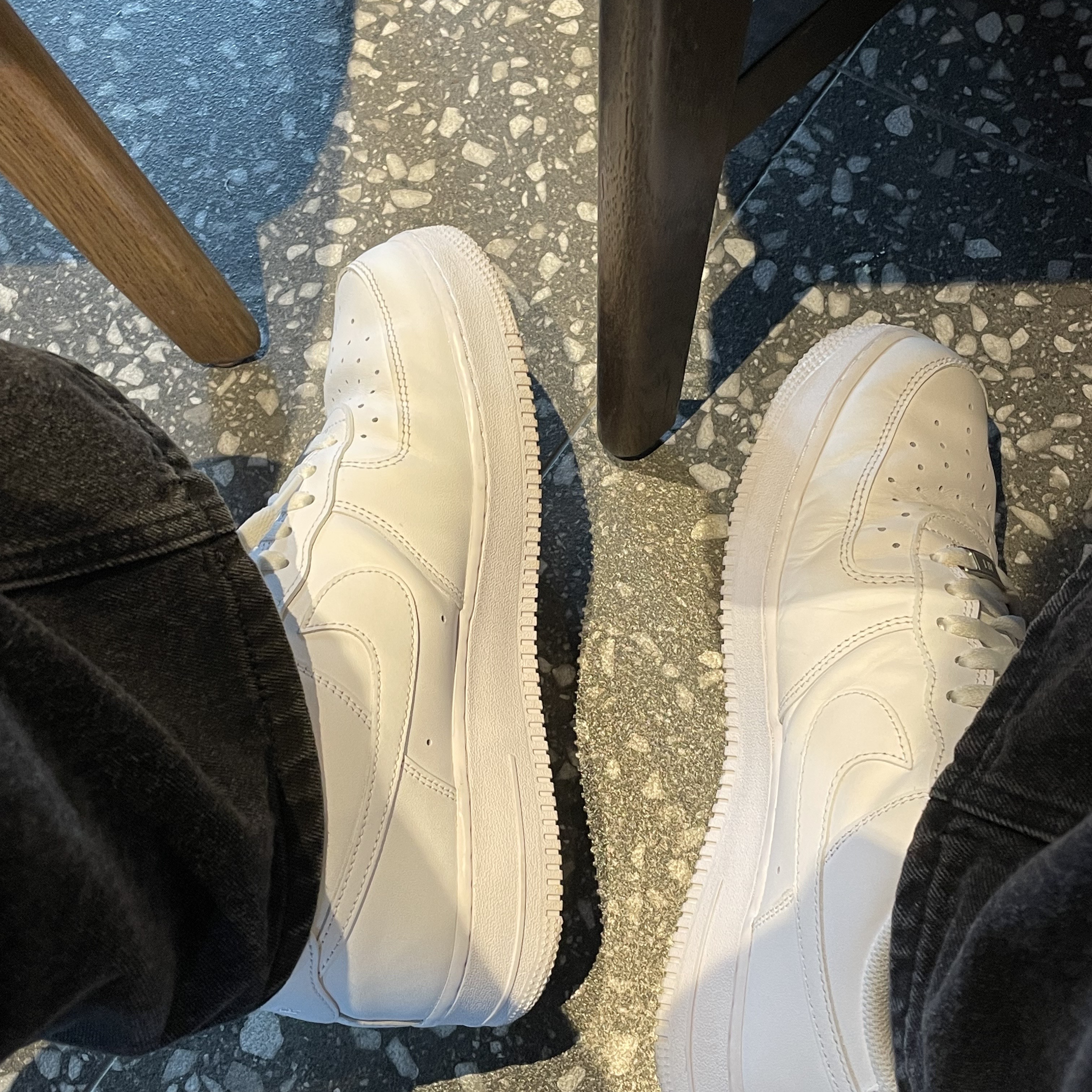 Nike Air Force 1 '07 Low White 착용 스타일