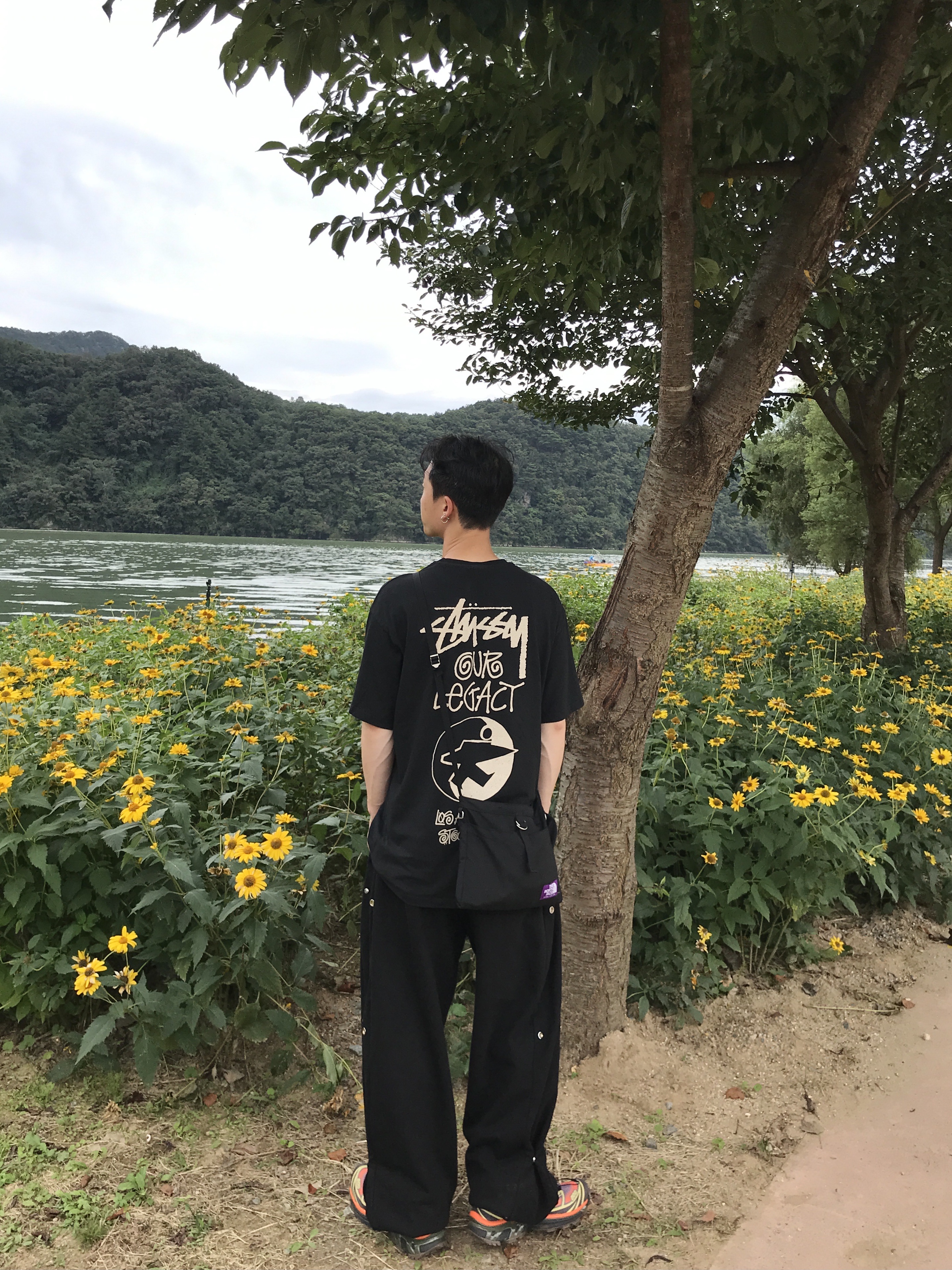 Salomon XT-6 Skyline Moonscape, Stussy x Our Legacy Surfman Pig. Dyed T-Shirt Black - 21FW 착용 스타일 - 1