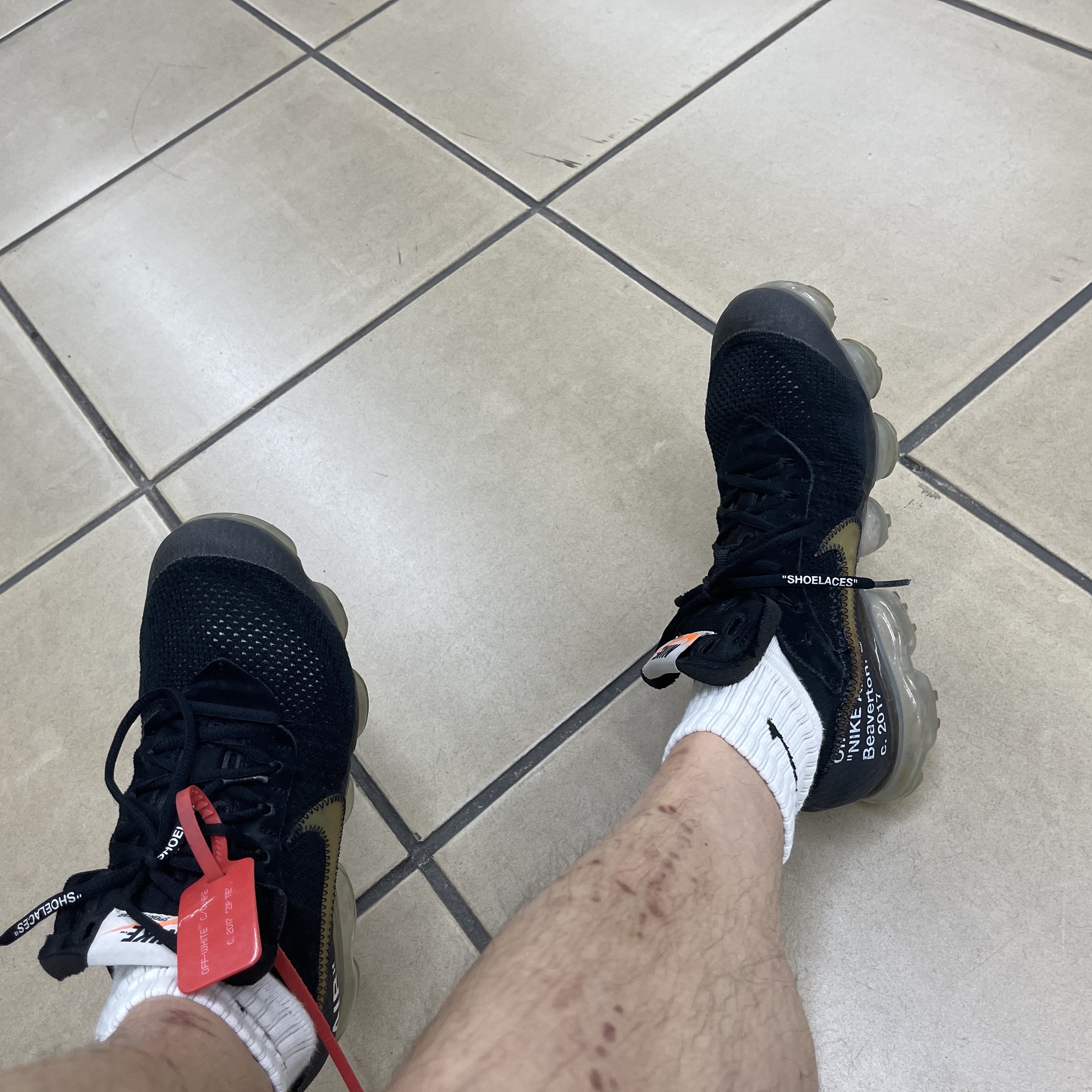 Nike x Off-White Air VaporMax V2 Black 착용 스타일