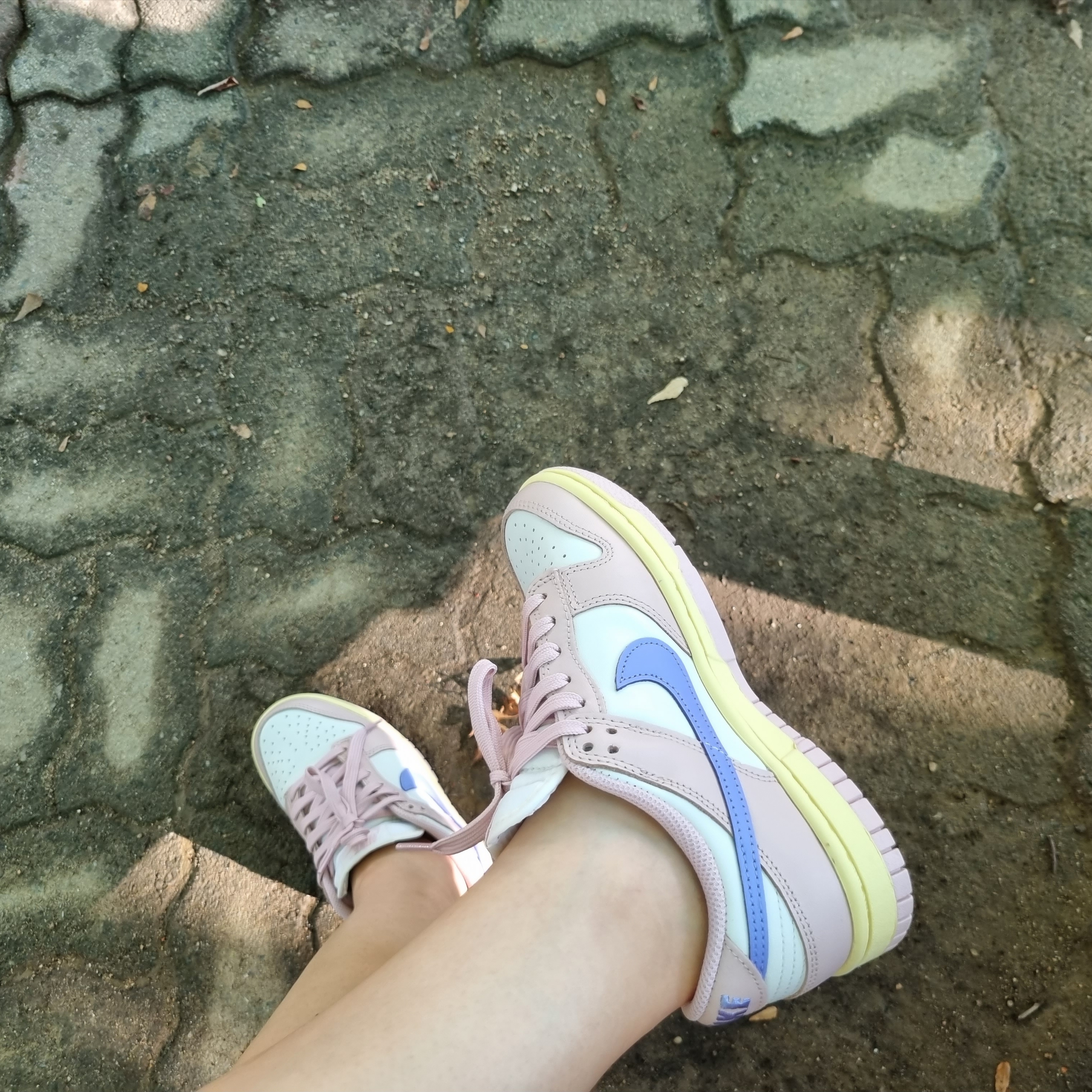 (W) Nike Dunk Low Pink Oxford 착용 스타일 - 2