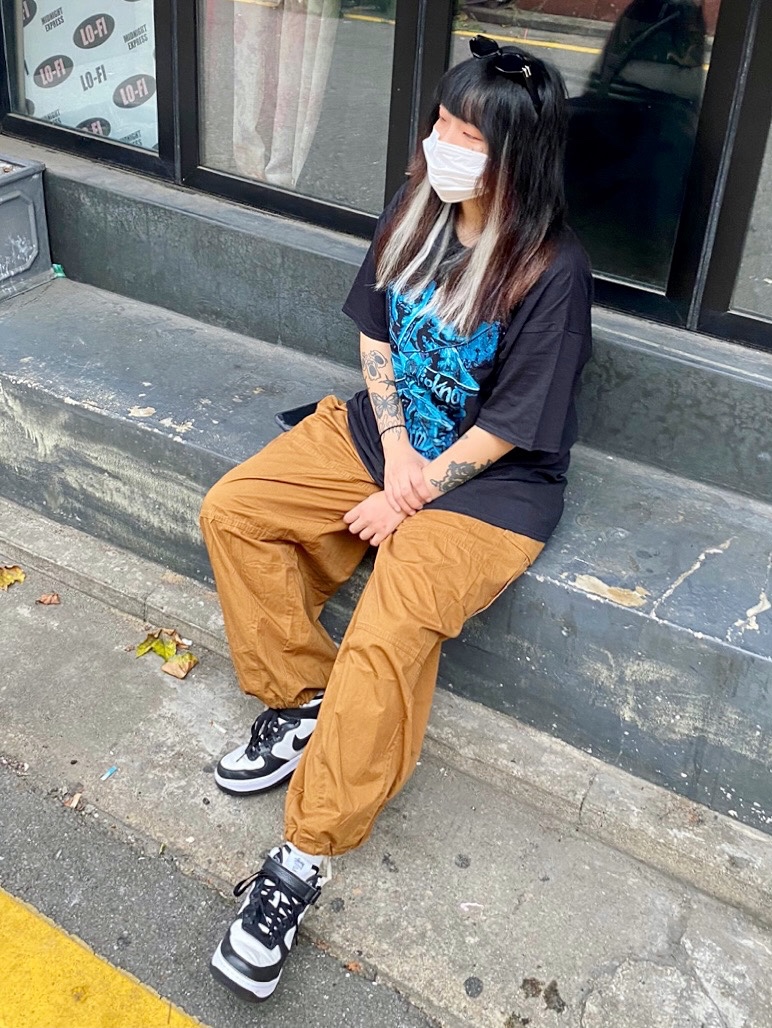 Nike x Stussy Air Force 1 '07 Mid SP Black and Light Bone 착용 스타일