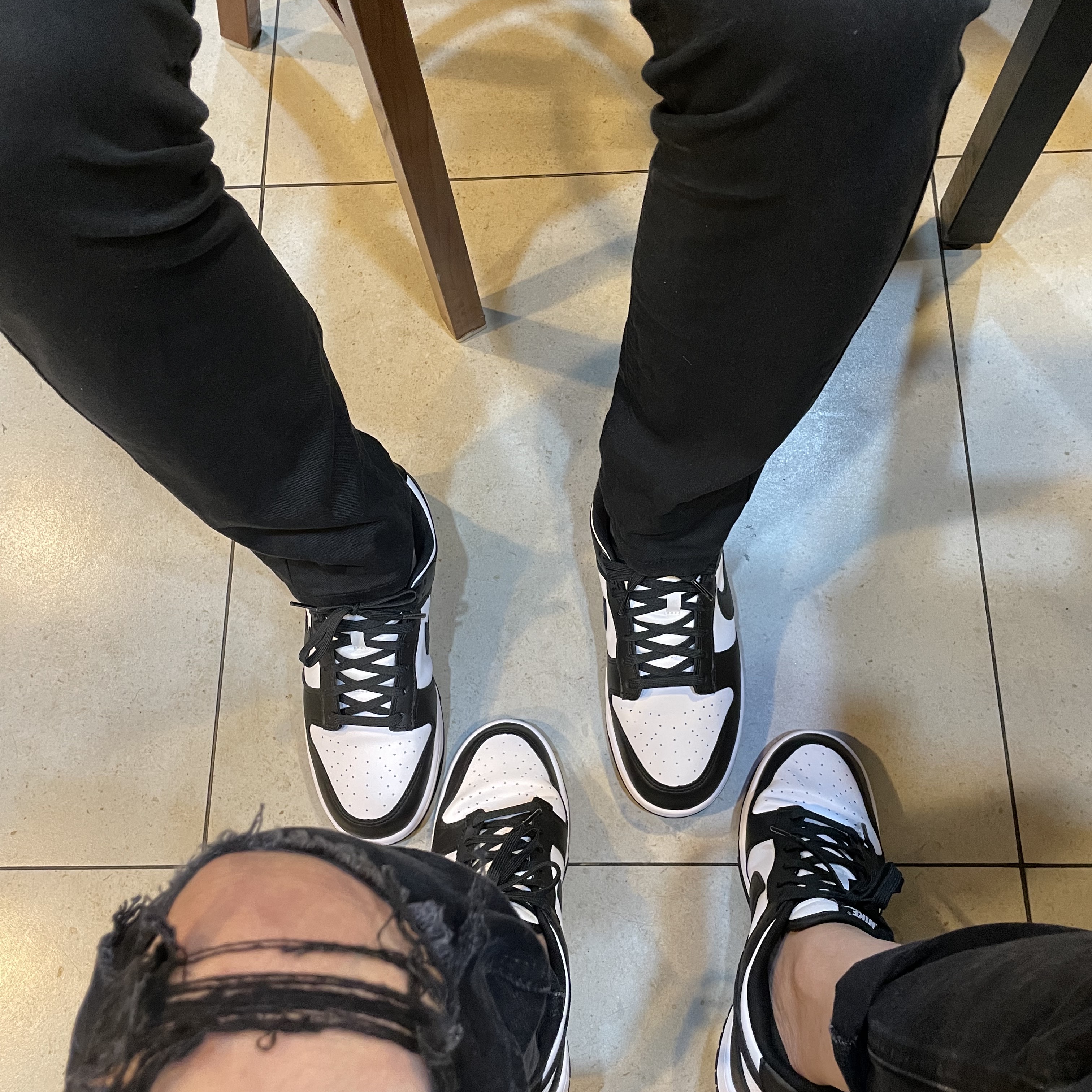 Nike Dunk Low Retro Black 착용 스타일 - 1