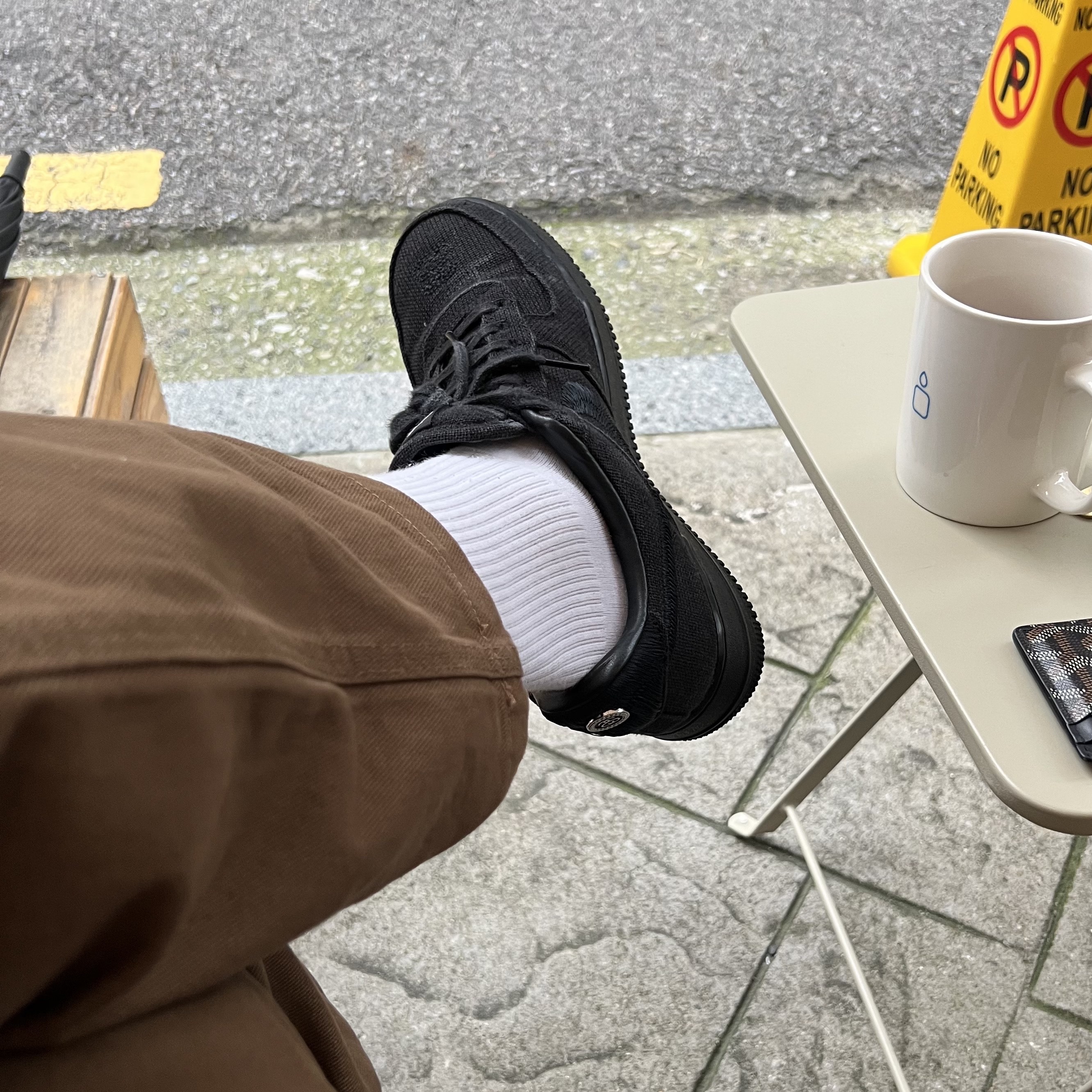 Nike x Stussy Air Force 1 Low Triple Black 착용 스타일
