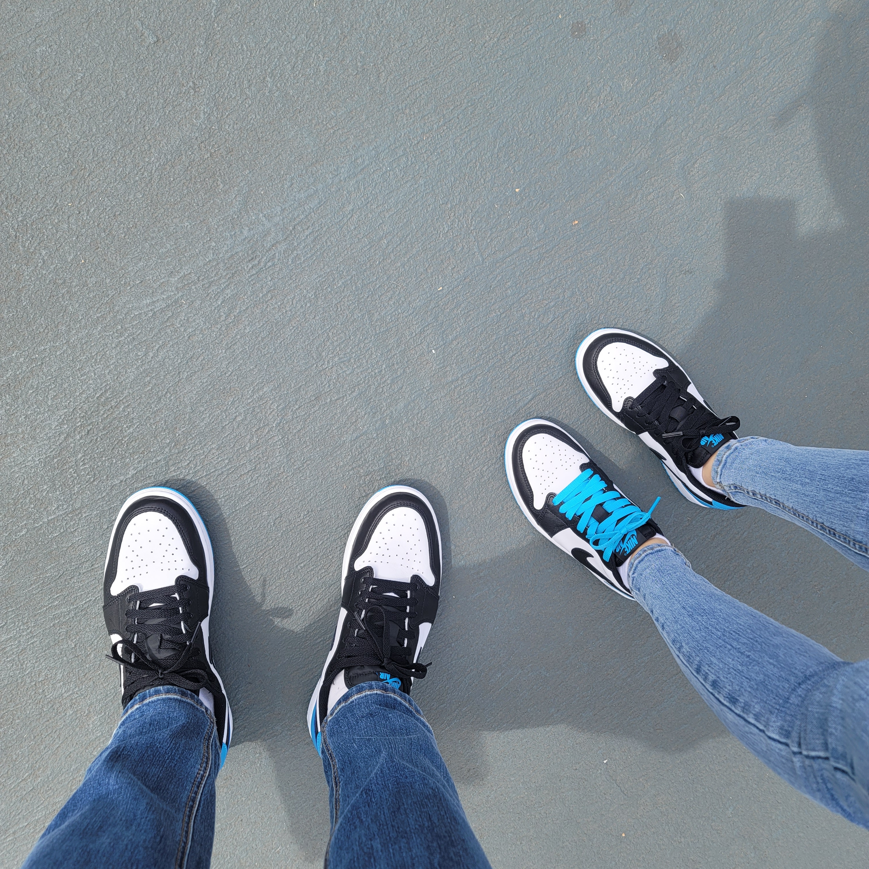 Jordan 1 Retro Low OG Black and Dark Powder Blue, (W) Jordan 1 Retro Low OG Black and Dark Powder Blue 착용 스타일 - 2