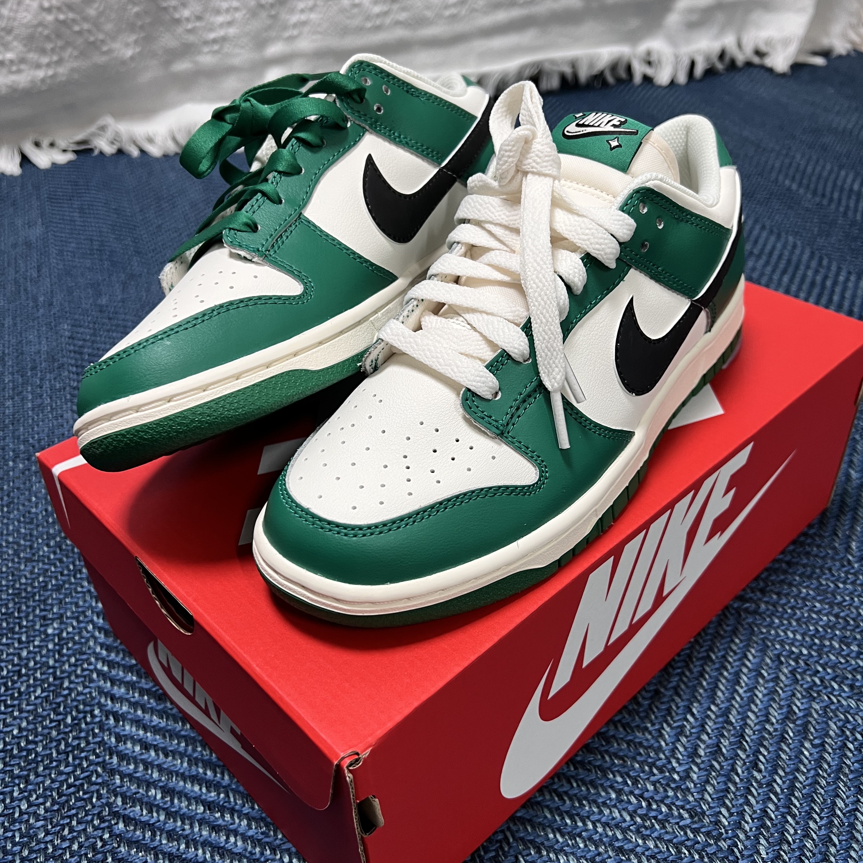 Nike Dunk Low Retro SE Jackpot Malachite 착용 스타일 - 2