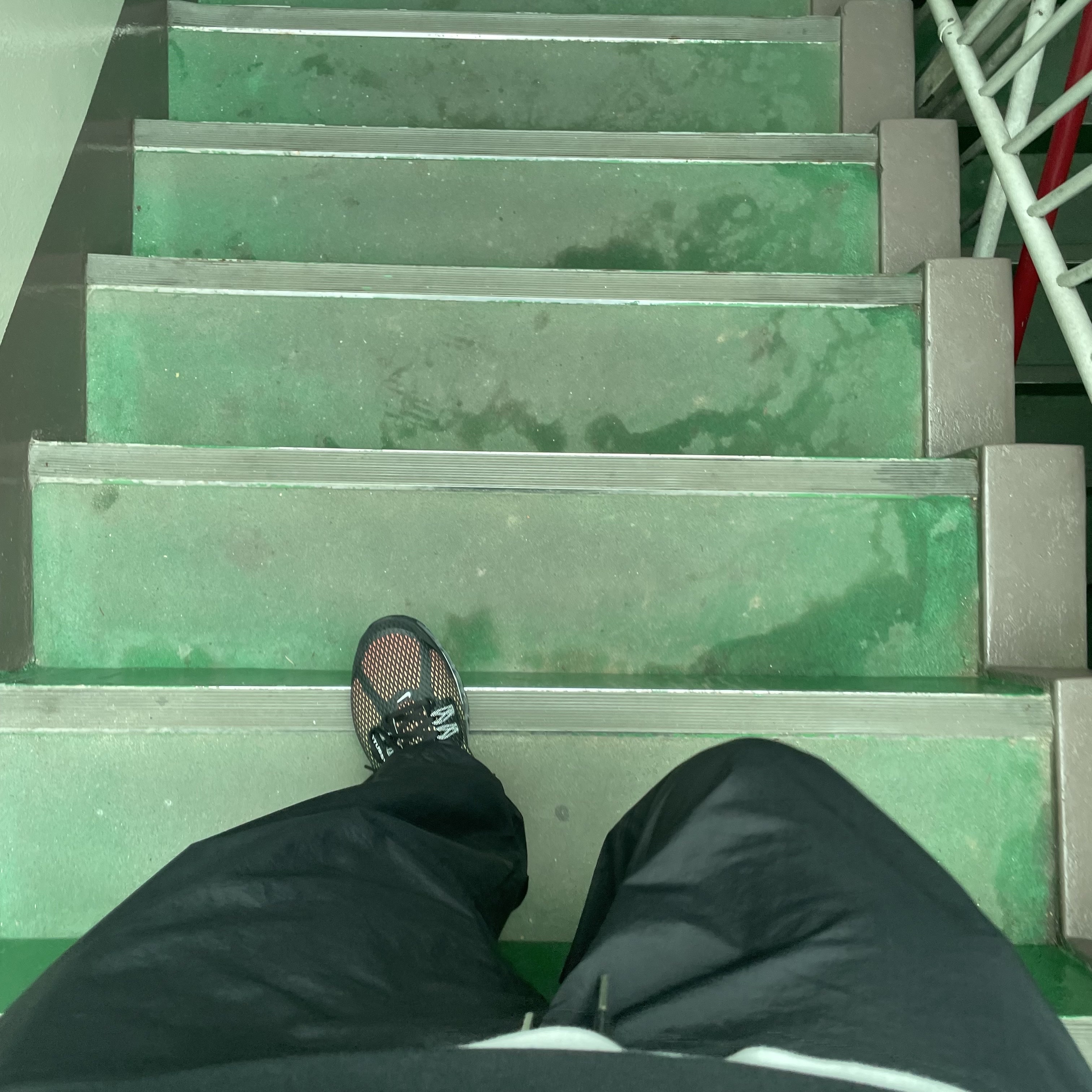 Nike x Stussy Air Max 2013 Black 착용 스타일 - 1