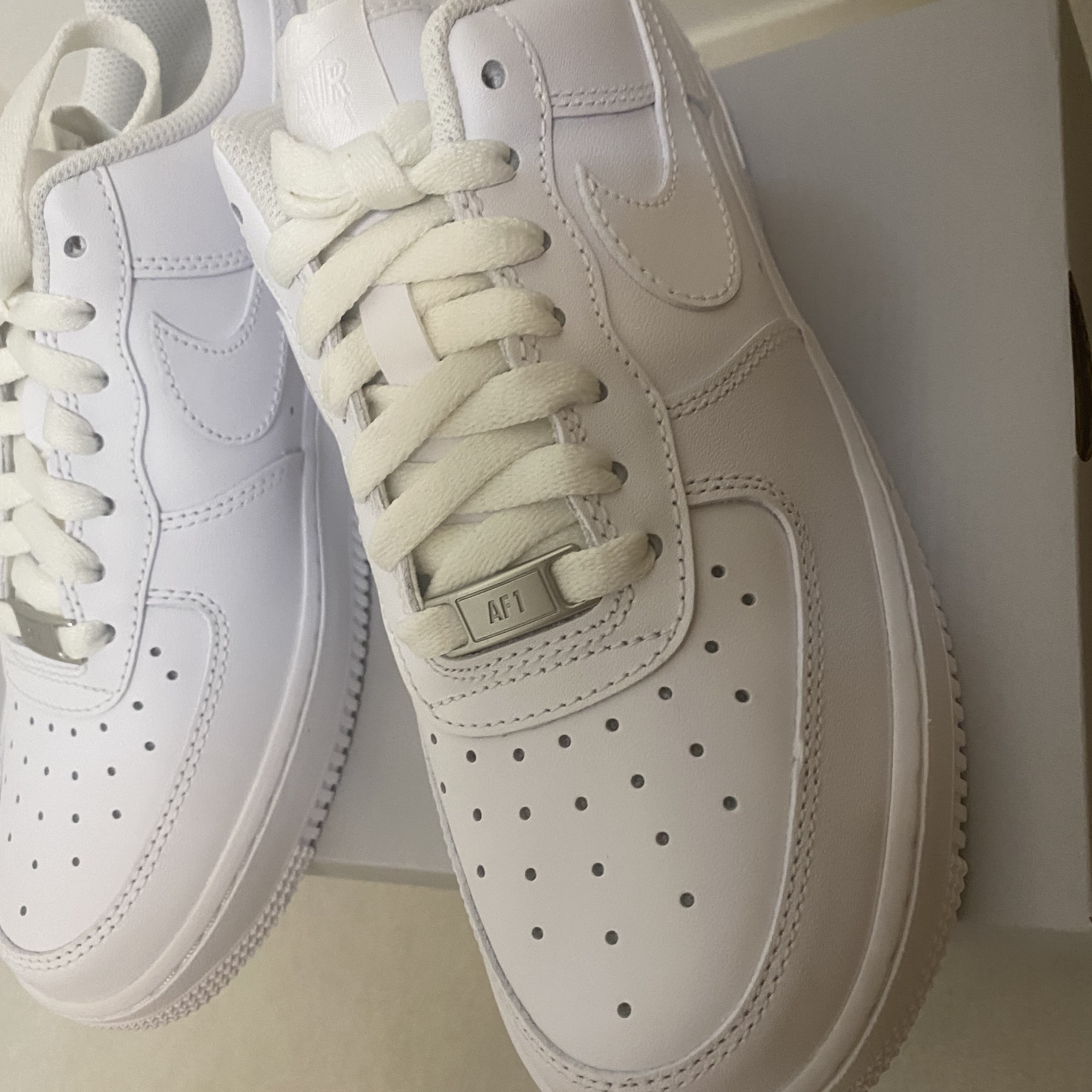 (W) Nike Air Force 1 '07 Low White ์ฐฉ์ฉ ์คํ์ผ - 2