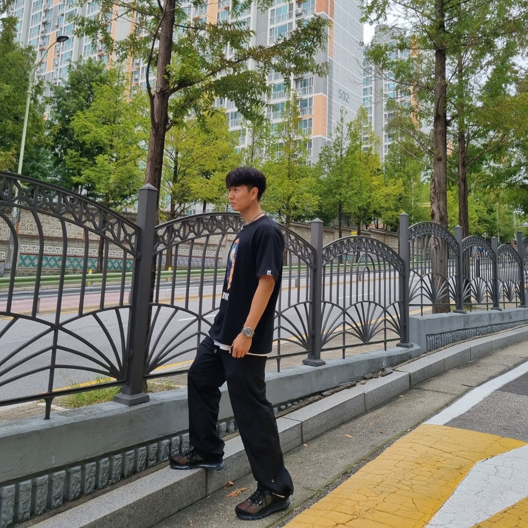 Nike x Stussy Air Max 2013 Black 착용 스타일