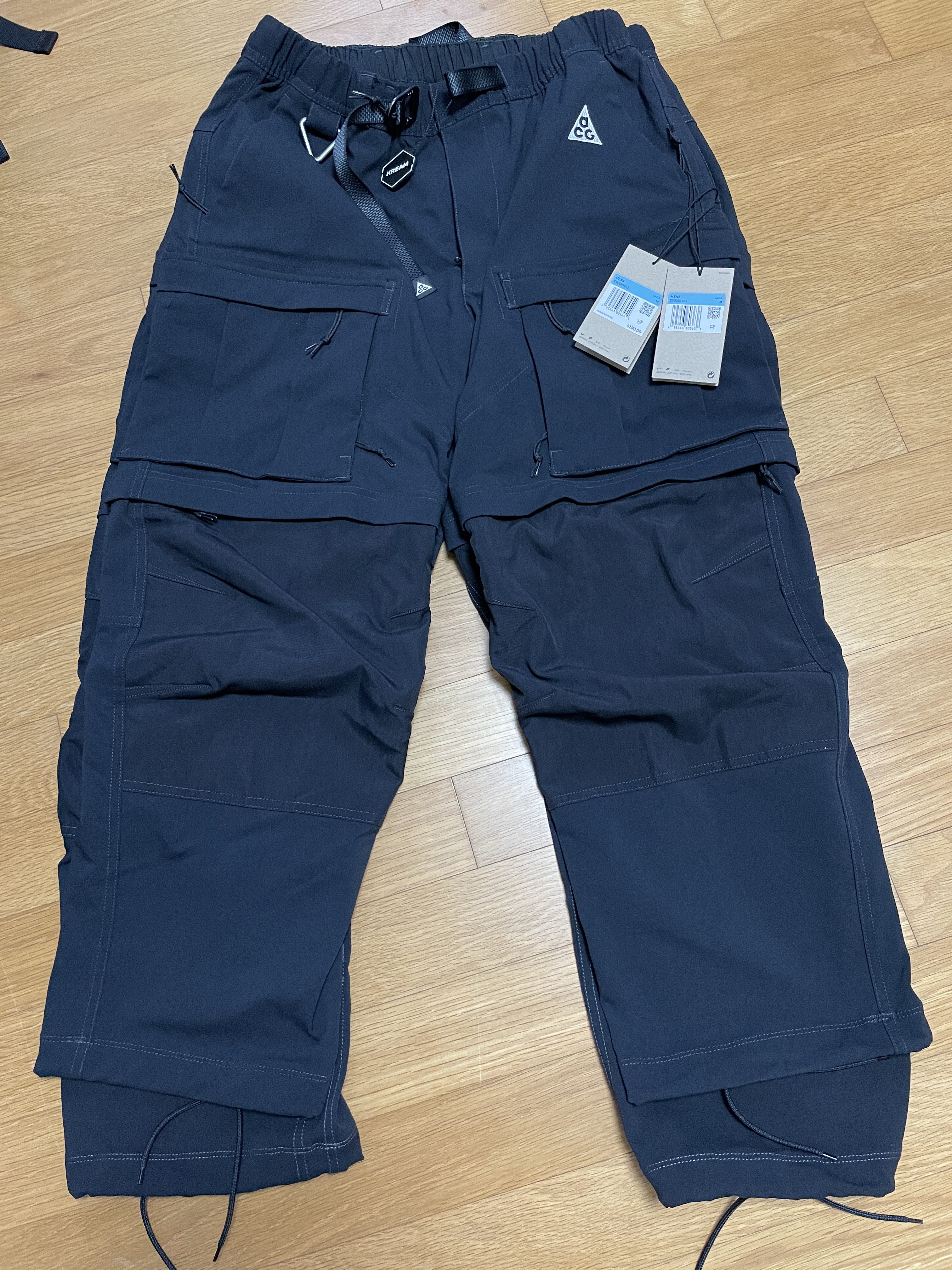 Nike ACG Smith Summit Cargo Pants Black Summit White - Asia, Nike ACG Smith Summit Cargo Pants Black Summit White - US/EU 착용 스타일 - 1