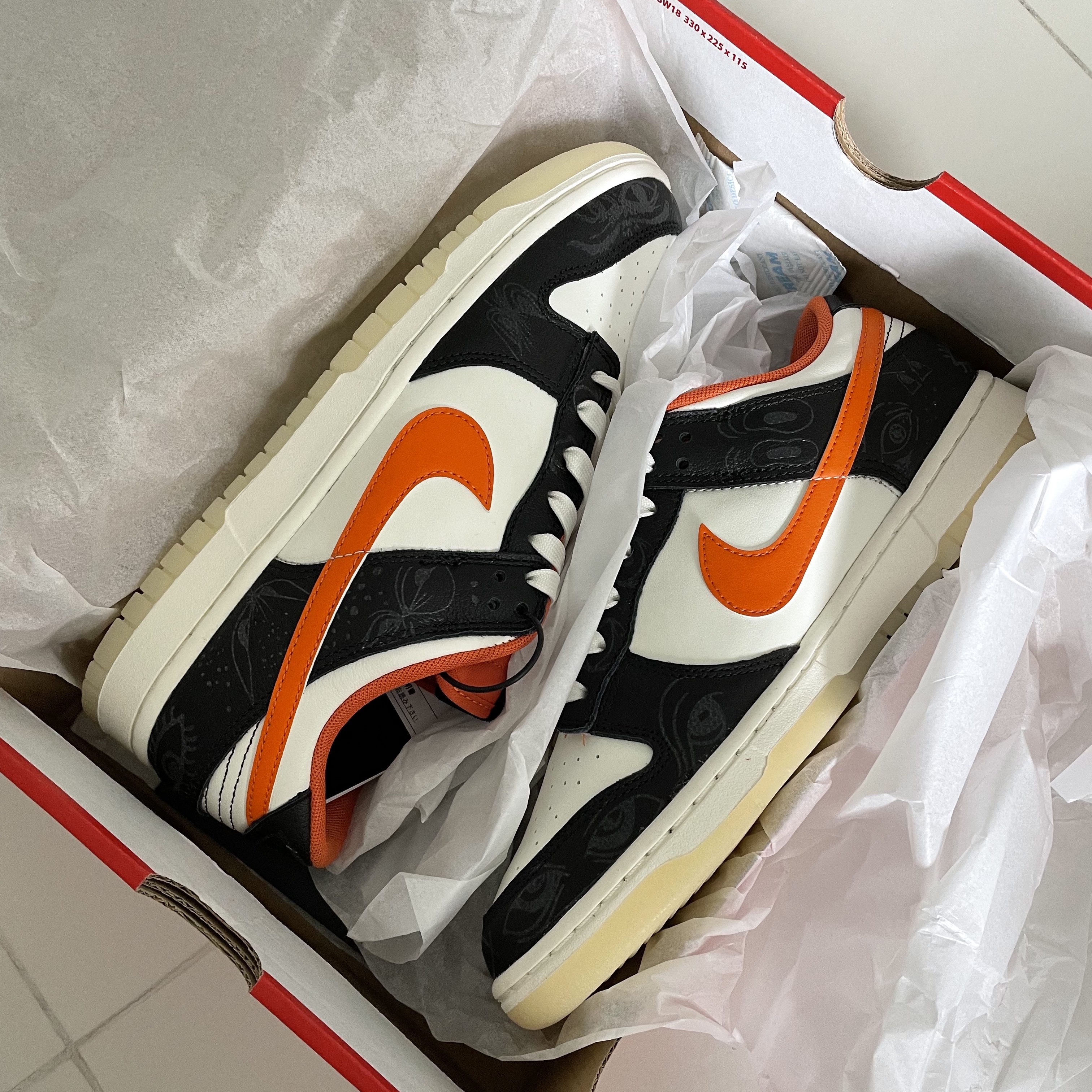 Nike Dunk Low Retro PRM Halloween 착용 스타일
