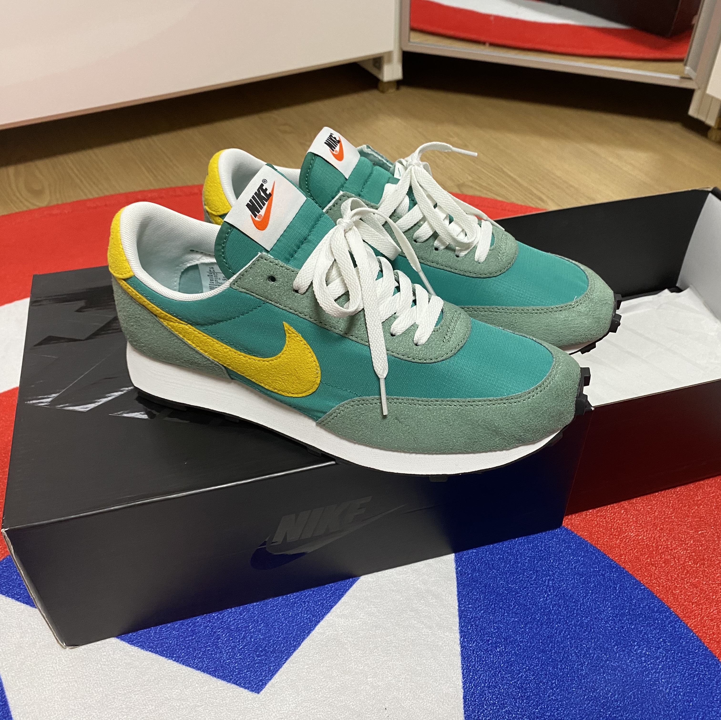 Nike Daybreak SP Neptune Green 착용 스타일 - 3