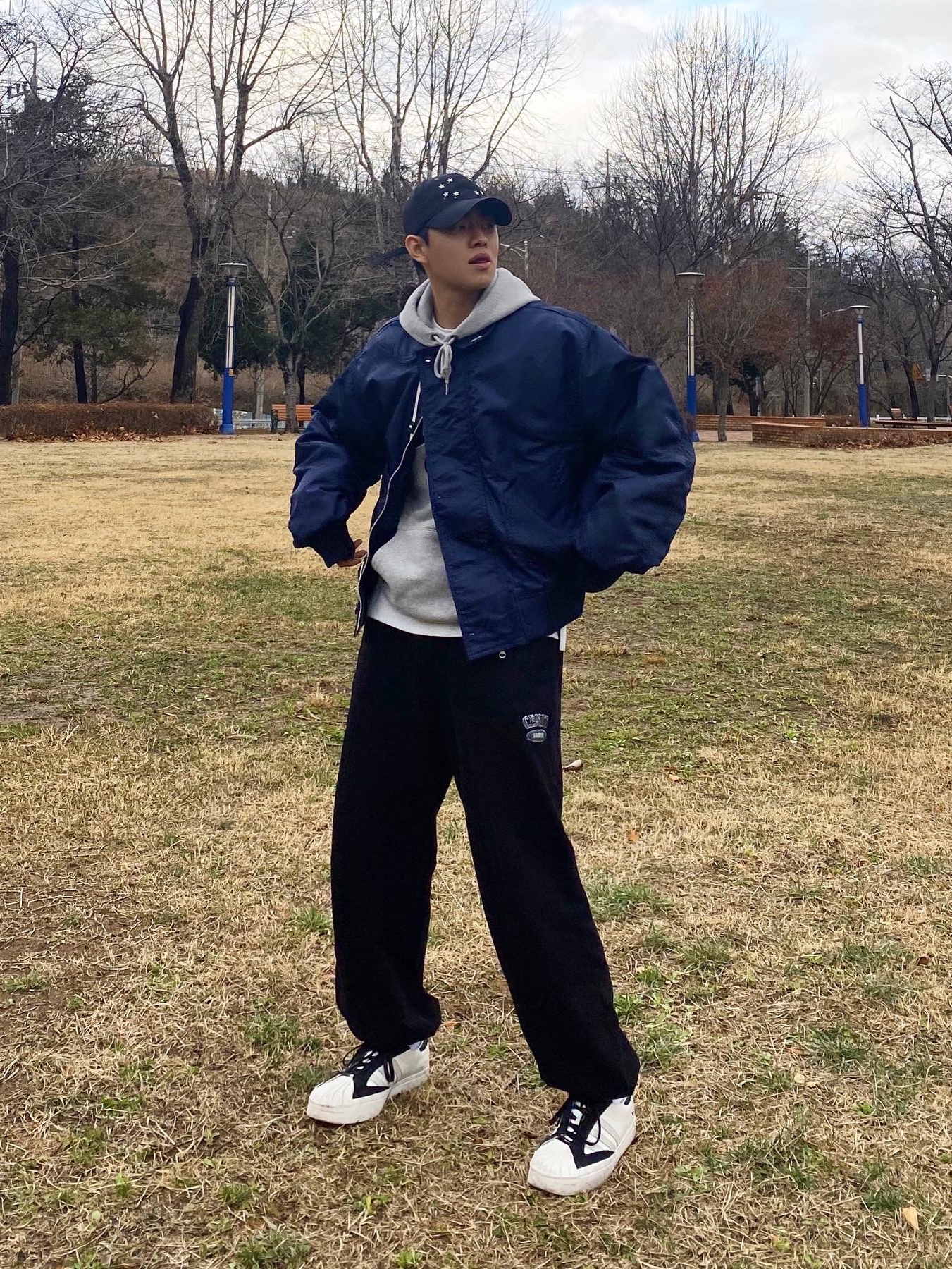 Y-3 Yohji Star White 착용 스타일 - 2