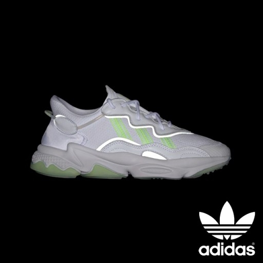 Adidas Ozweego White Hi-Res Yellow - JD Sports Exclusive 착용 스타일
