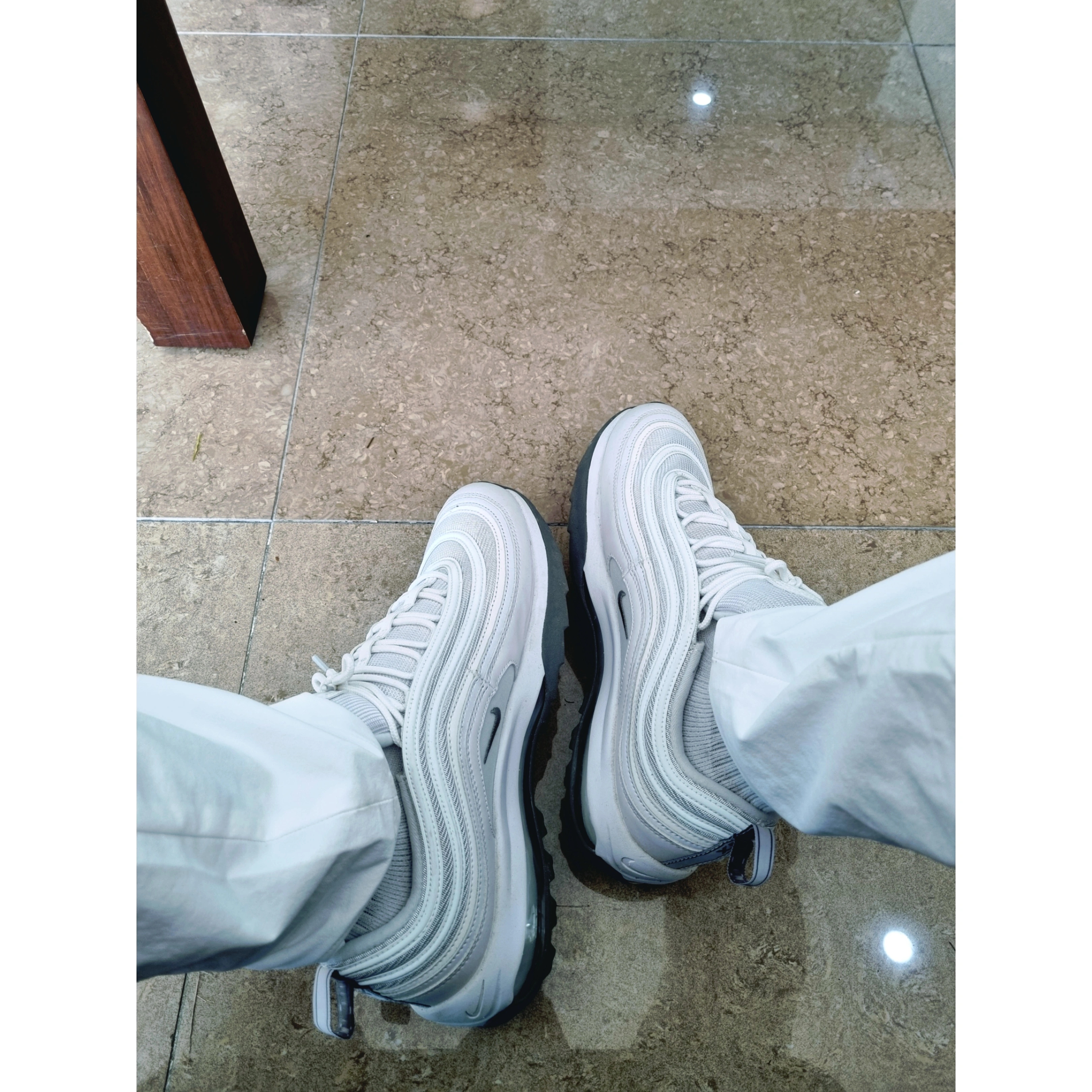 Nike Air Max 97 G White Grey 착용 스타일