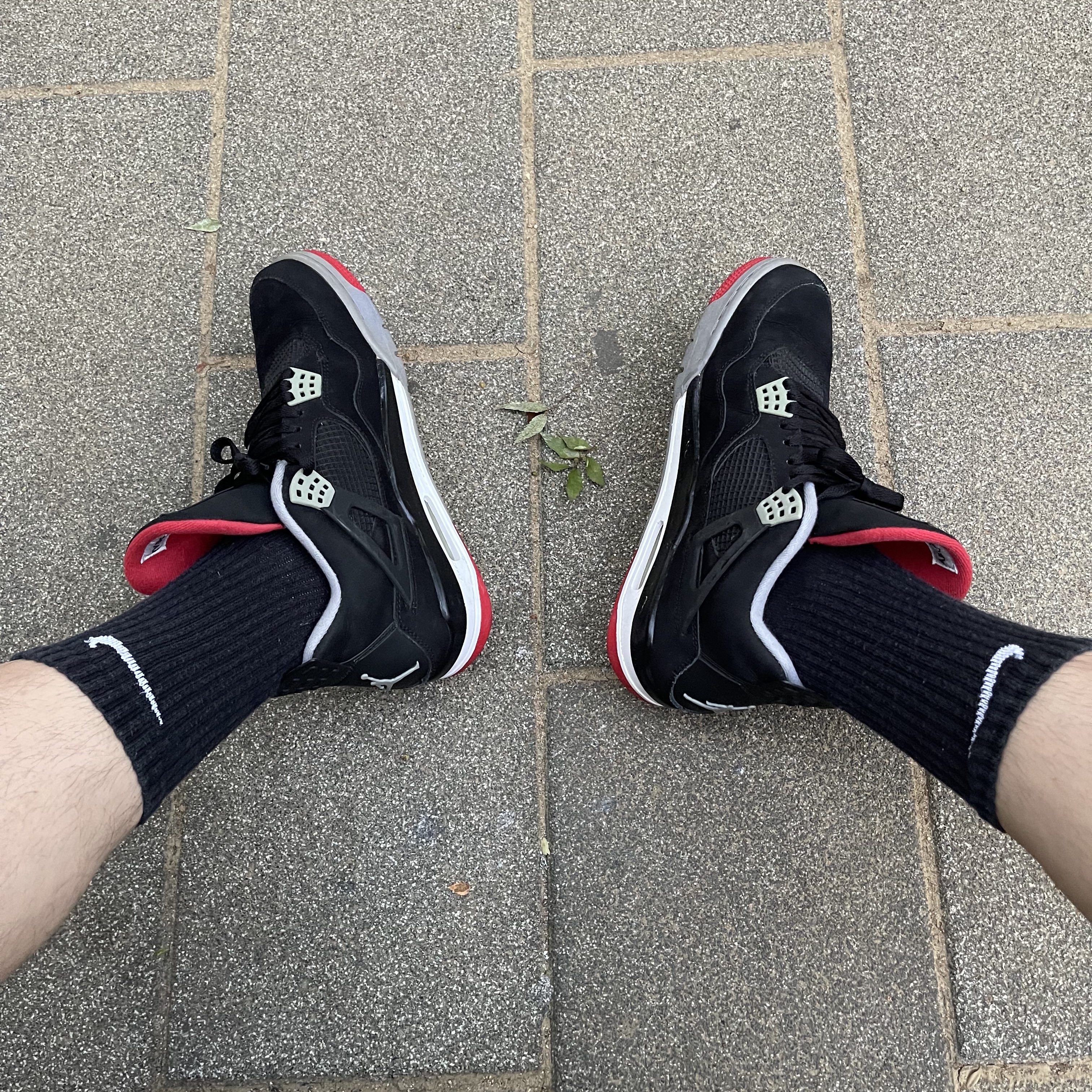 Jordan 4 Retro Black Cement 2012 착용 스타일 - 2