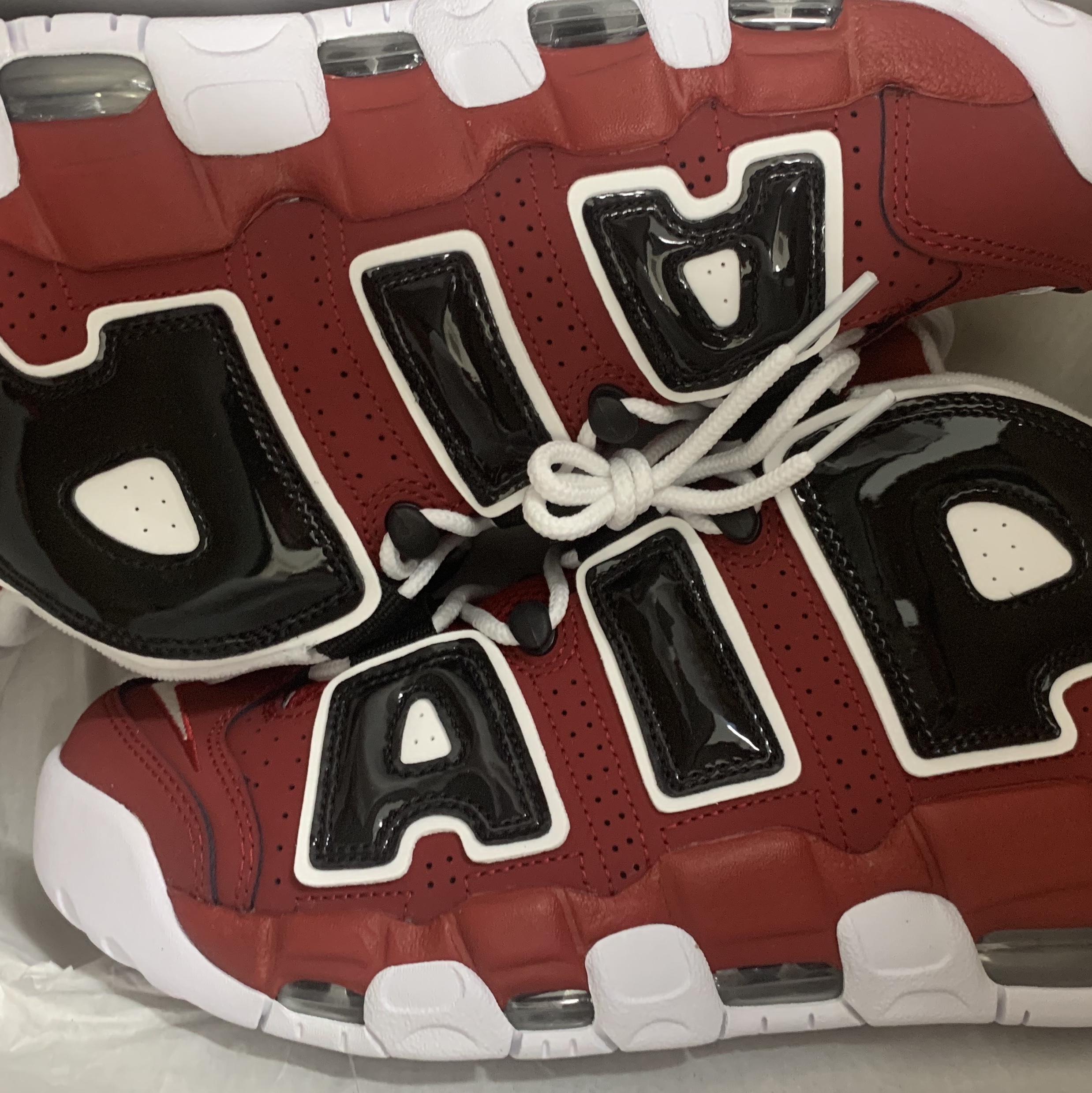 Nike Air More Uptempo 96 Bulls 2021 착용 스타일