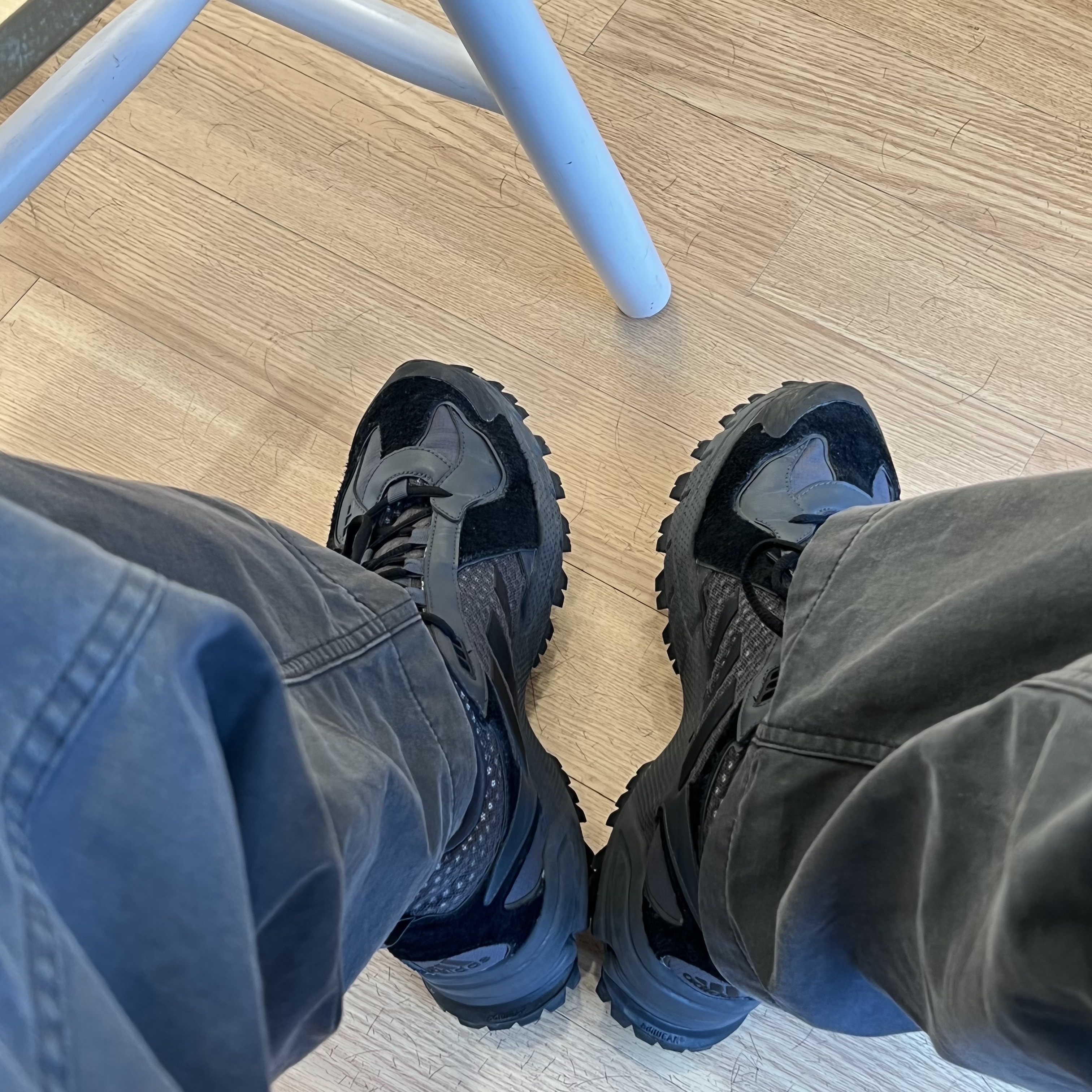Adidas x GR-Uniforma BW18 Black 착용 스타일 - 1