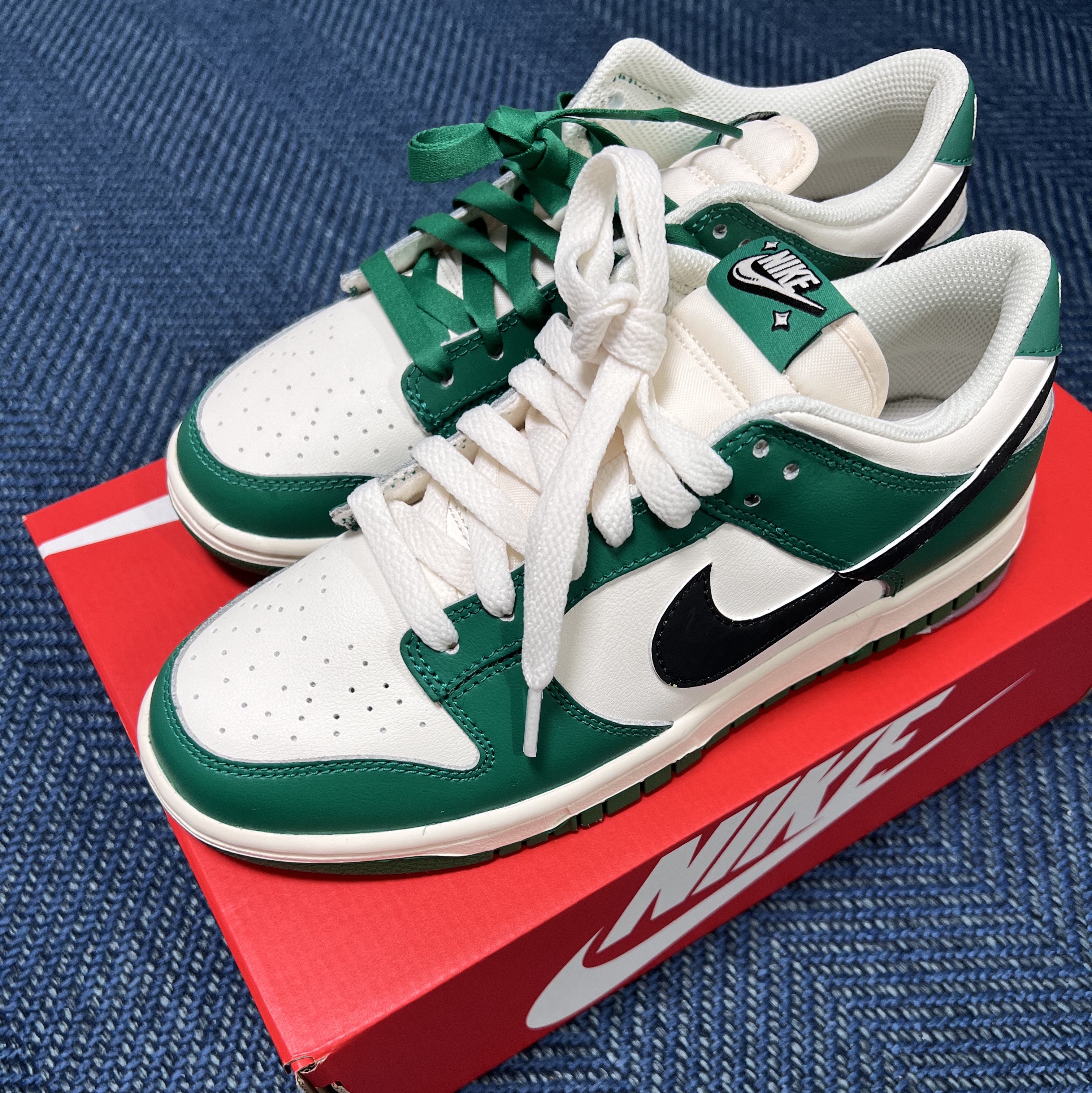 Nike Dunk Low Retro SE Jackpot Malachite 착용 스타일 - 3