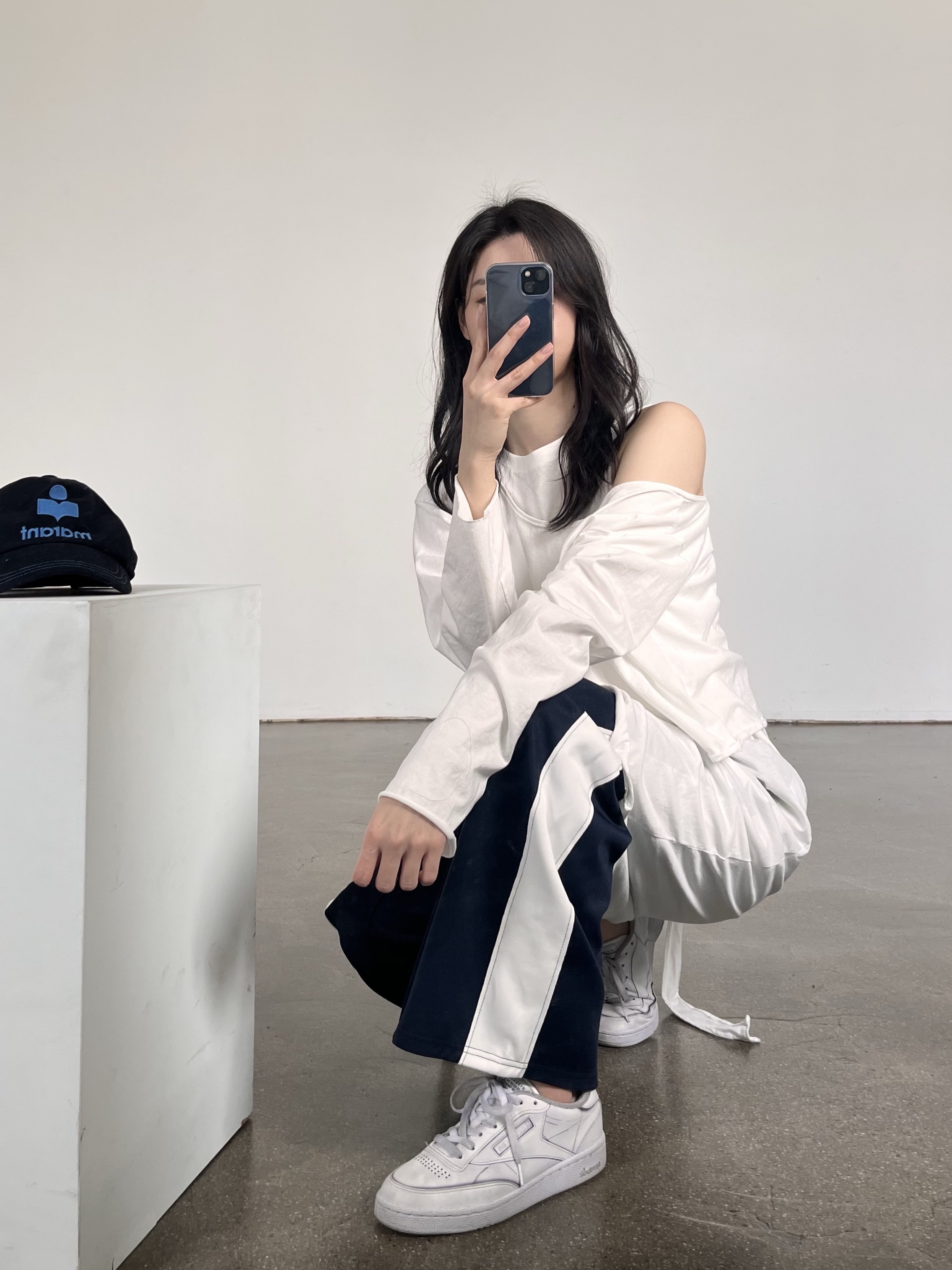 (W) Isabel Marant Tyrony Cap Black Ecru, Reebok x Maison Margiela Club C TL White 착용 스타일