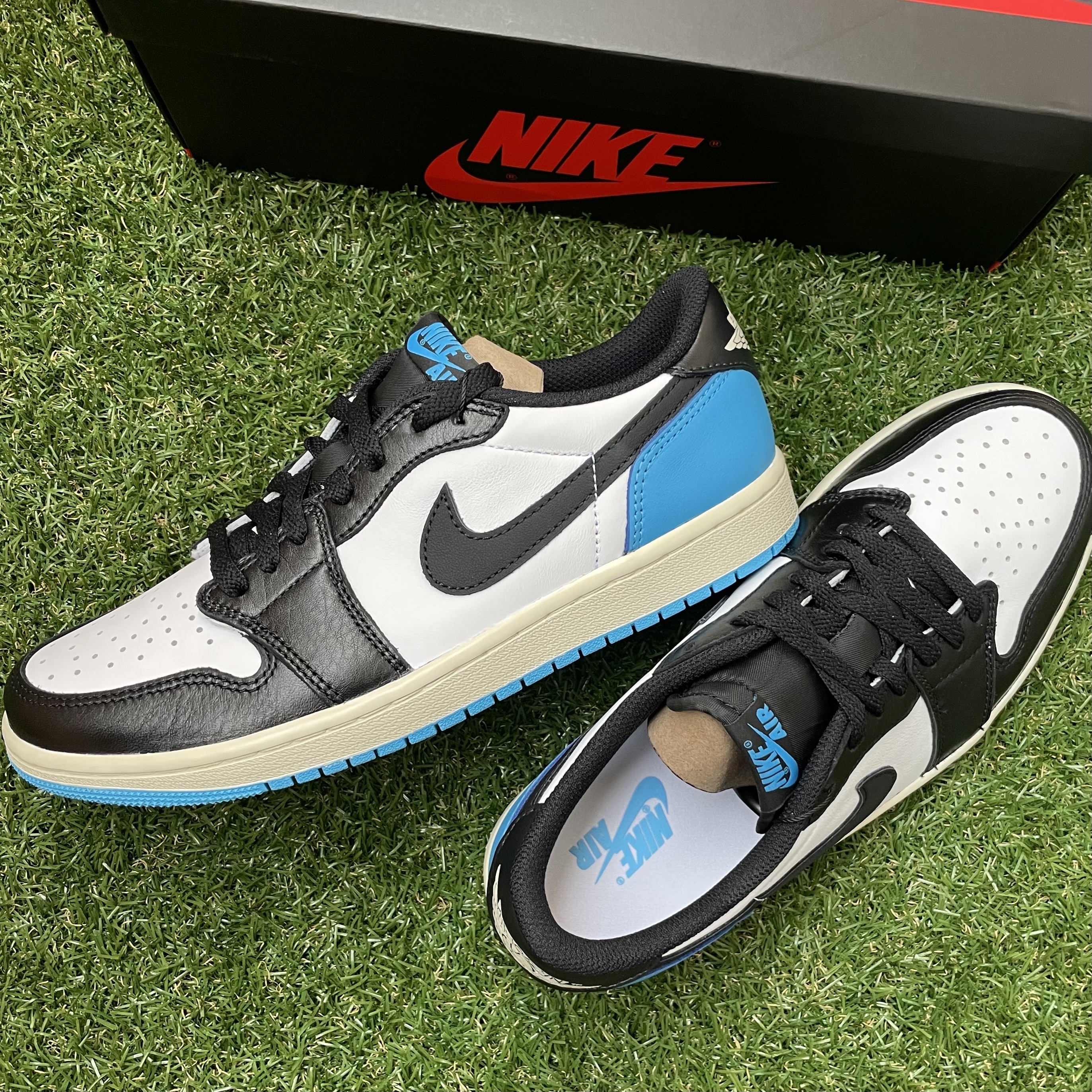 Jordan 1 Retro Low OG Black and Dark Powder Blue, (W) Jordan 1 Retro Low OG Black and Dark Powder Blue 착용 스타일 - 4
