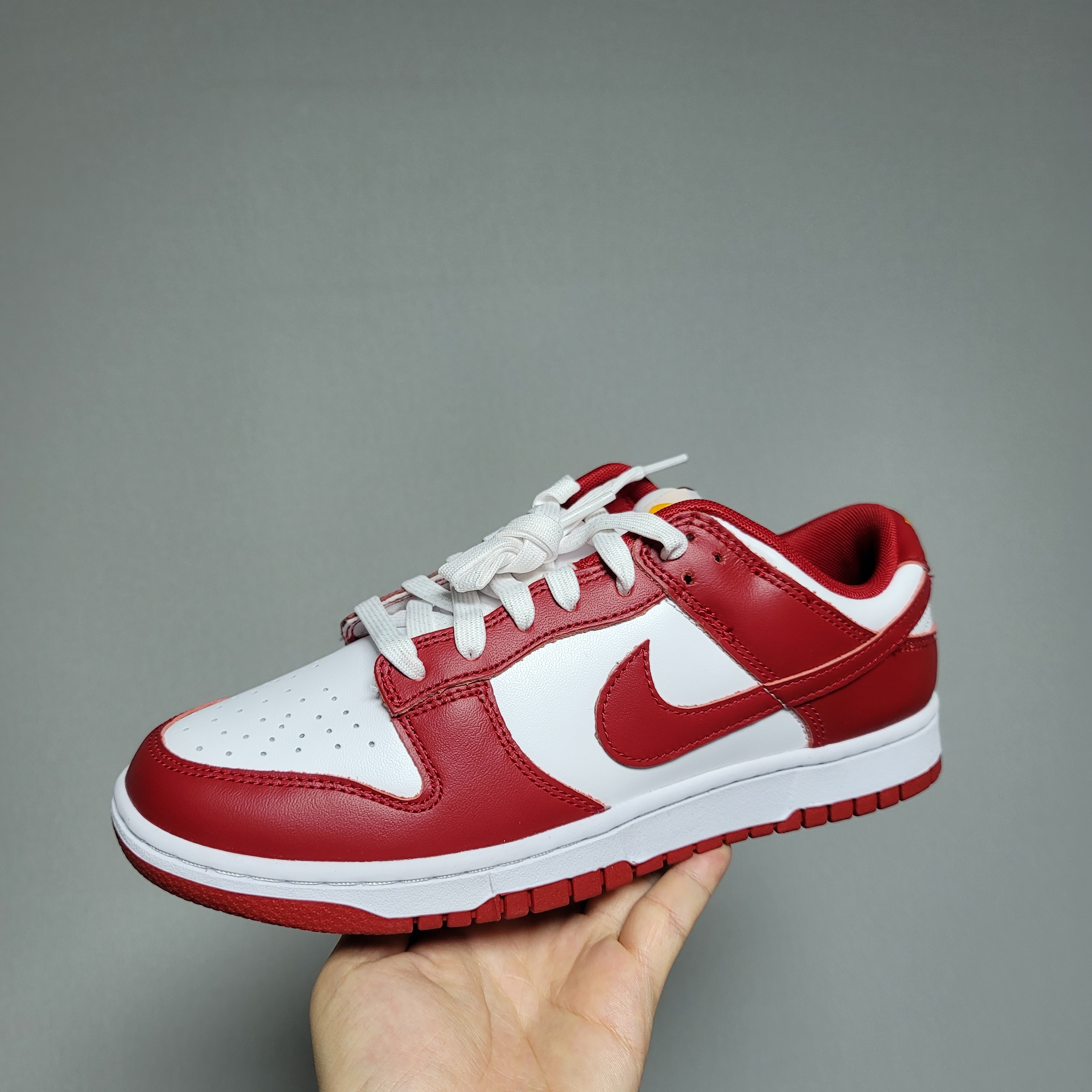 Nike Dunk Low Retro Gym Red 착용 스타일